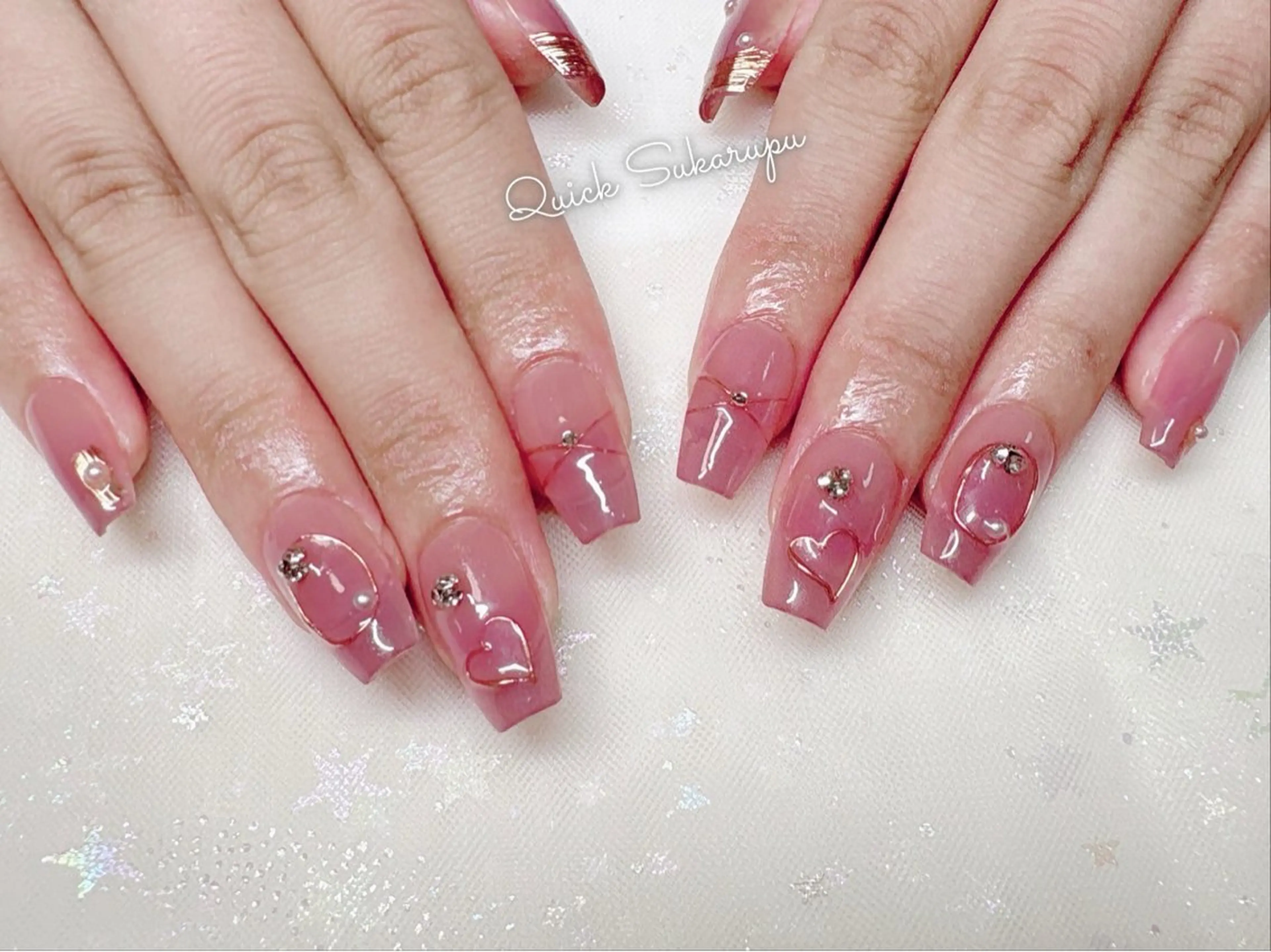 ミディアム Quick Sukarupu 高田馬場店所属・Quick Sukarupuのネイルデザイン