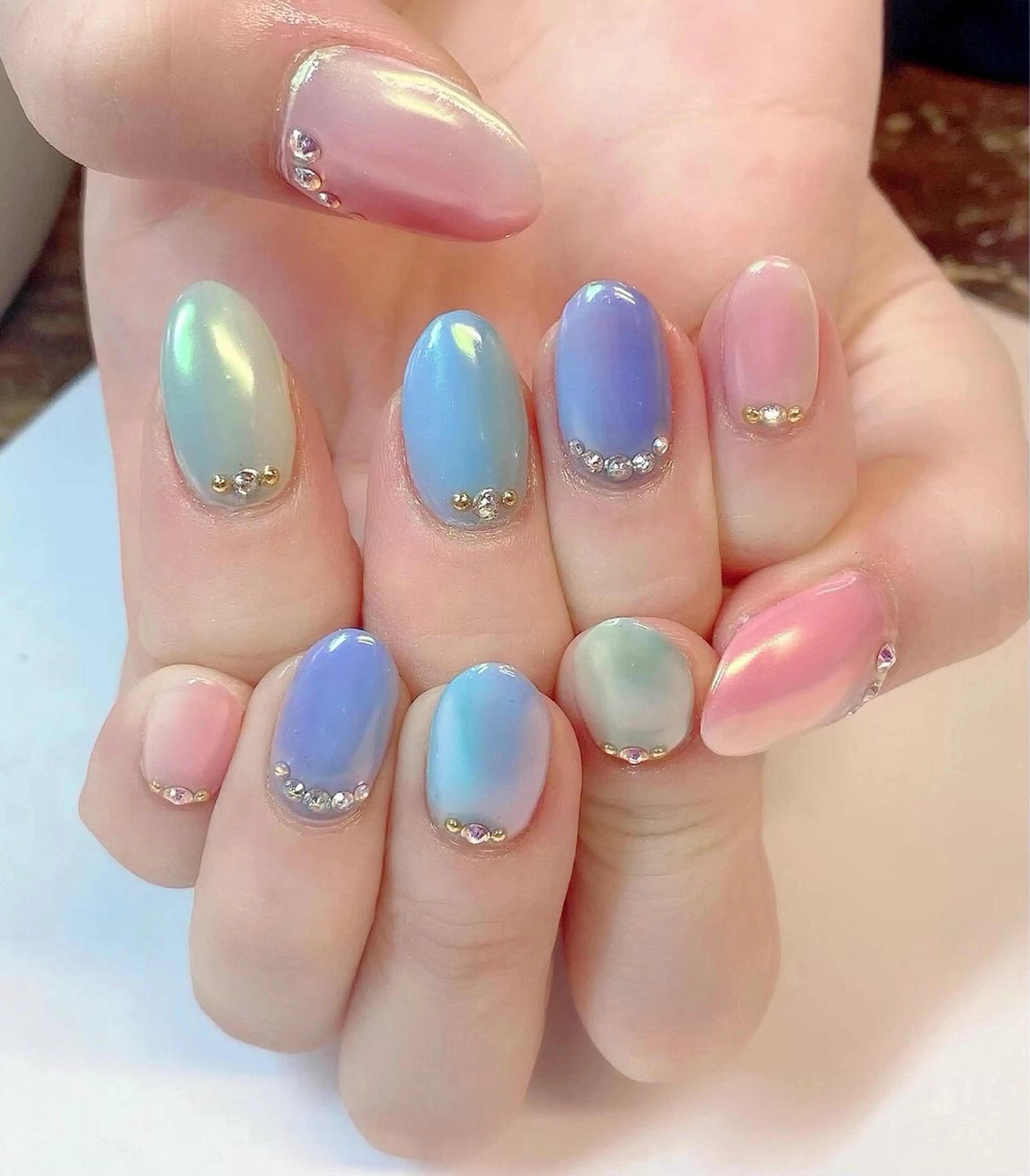 ネイル 🦋AYNIL🦋 ナチュラル専門店♥️のネイルデザイン