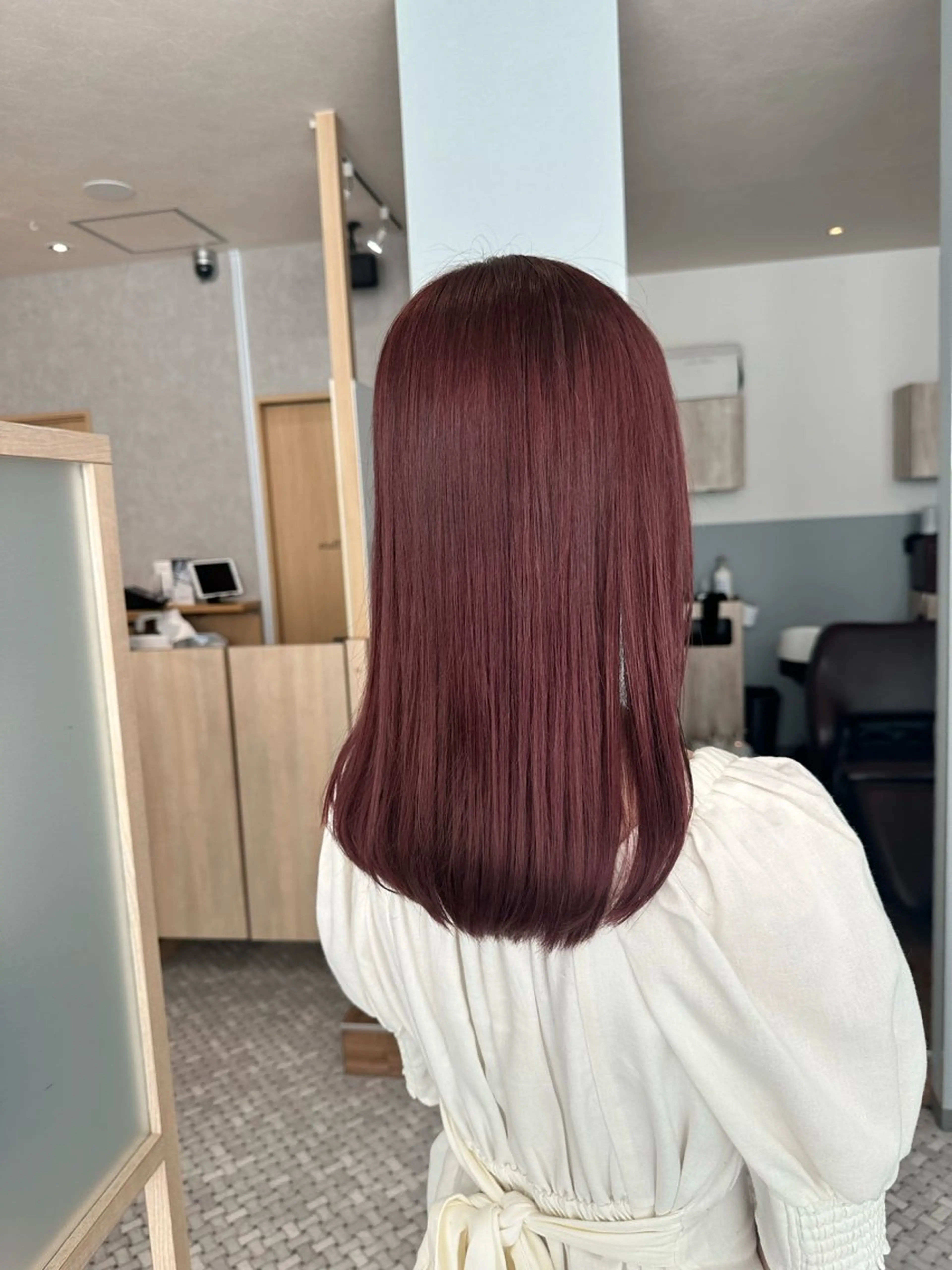 セミロング カラー ブリーチ ブラウンカラー ピンクカラー ピンクブラウン カット REONA🪽✨薬院 レイヤーカット🫧のヘアスタイル