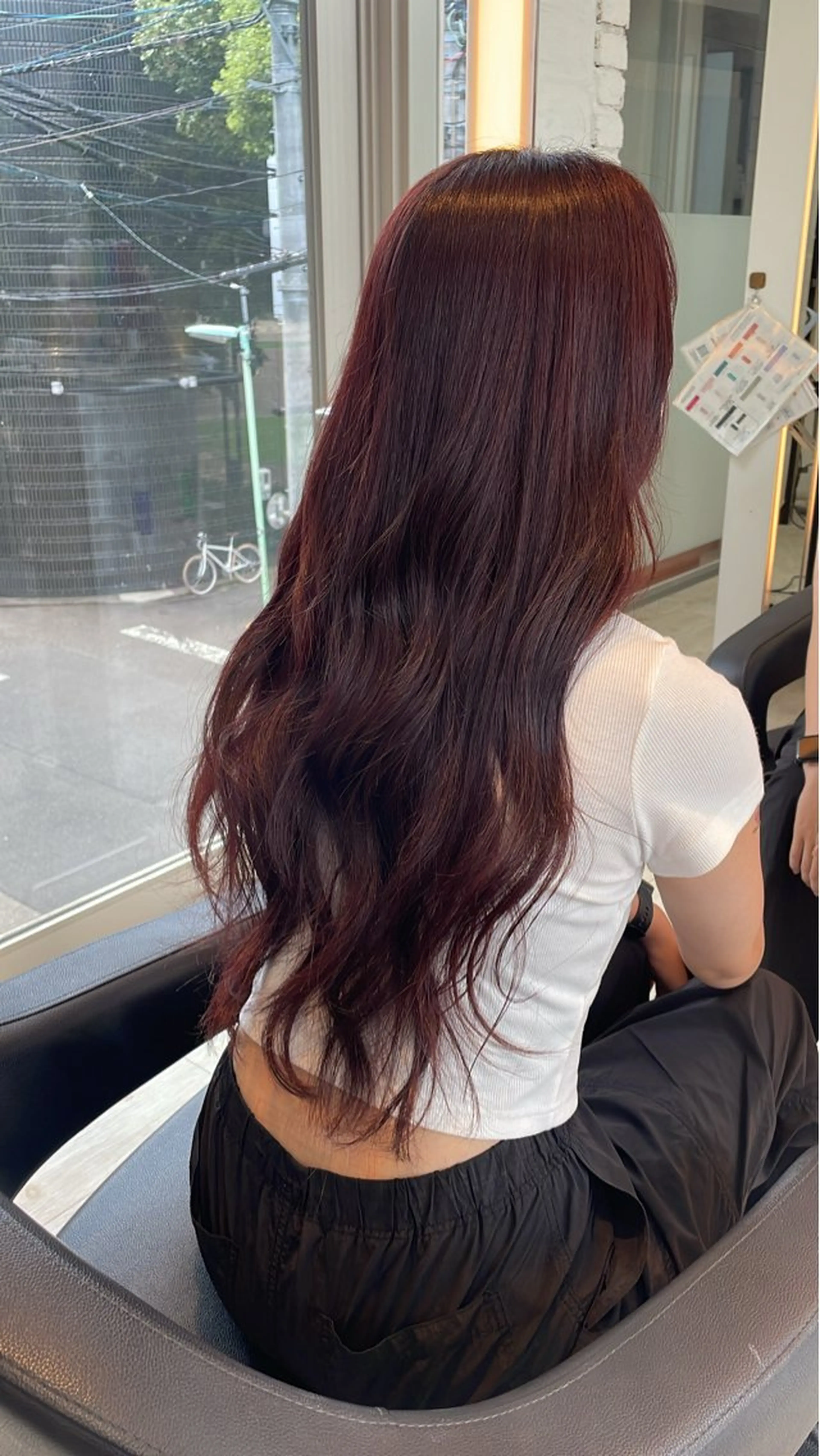 ロング カラー ヘアカラー トリートメント ブリーチ/髪質改善/ ハイトーン/暖色のヘアスタイル