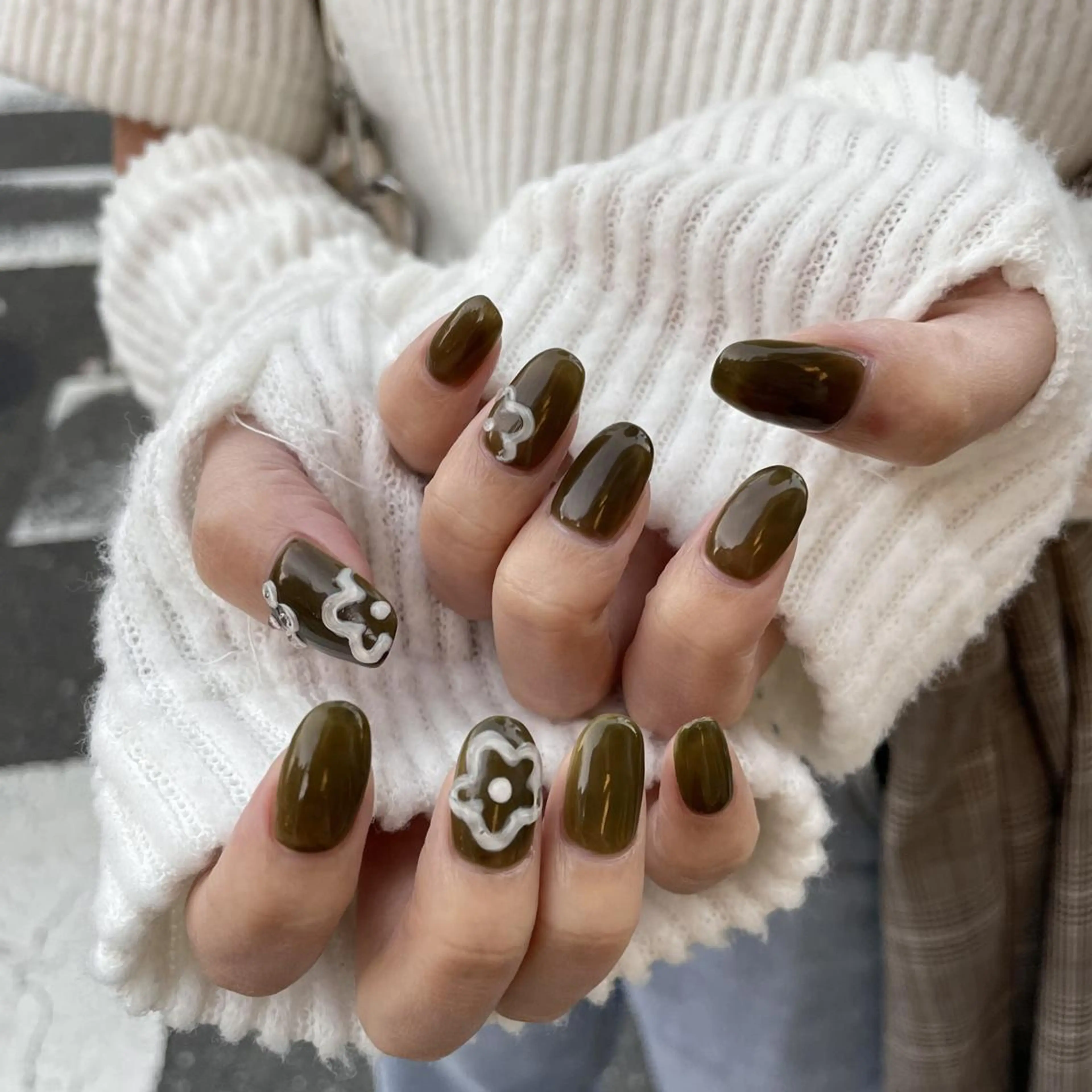 《ケア&オフ込み》4本アート💅（フィルイン）の写真