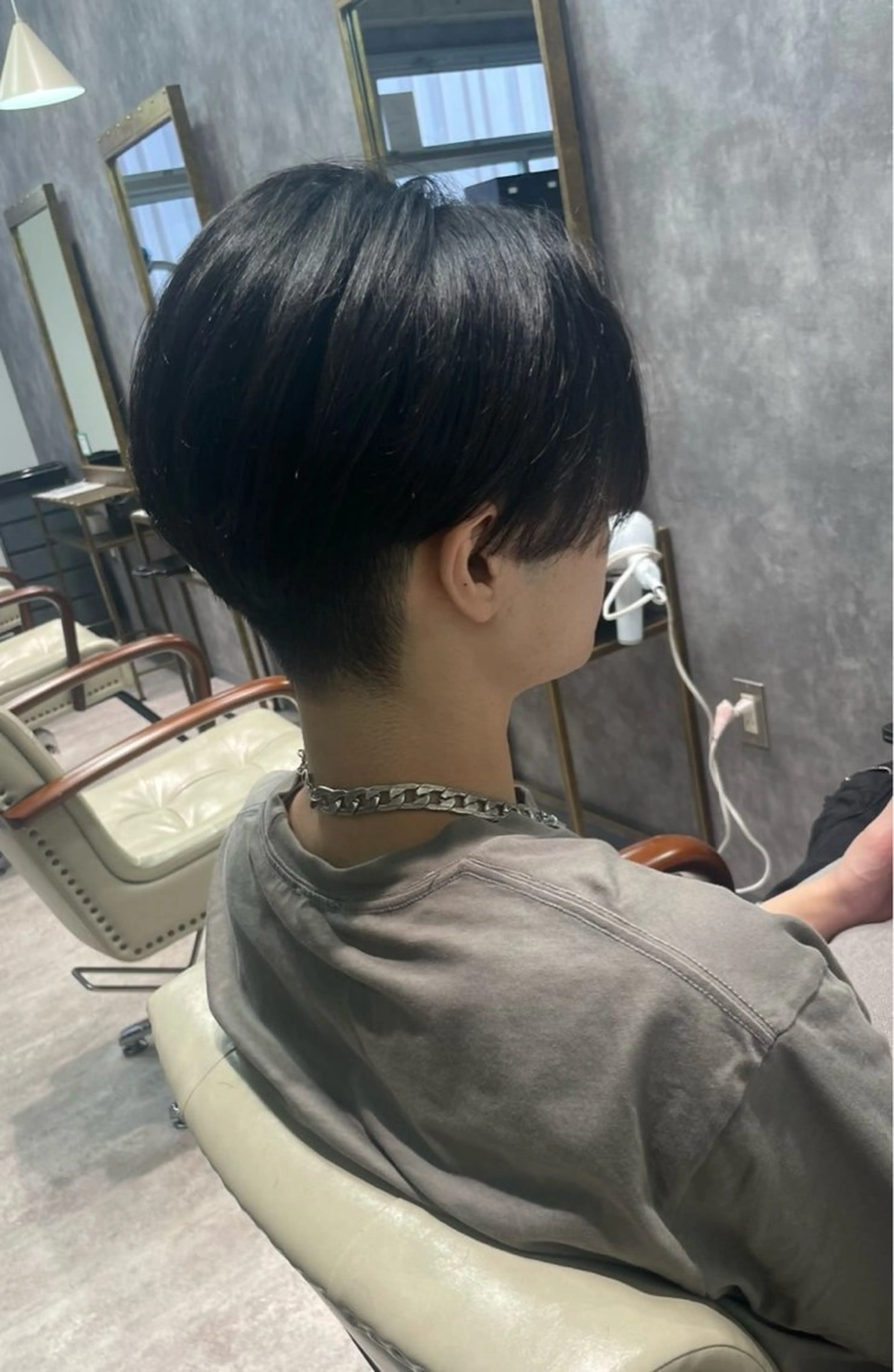 メンズ ニュアンスパーマ🌀 毛流れ🩶イザベラのヘアスタイル