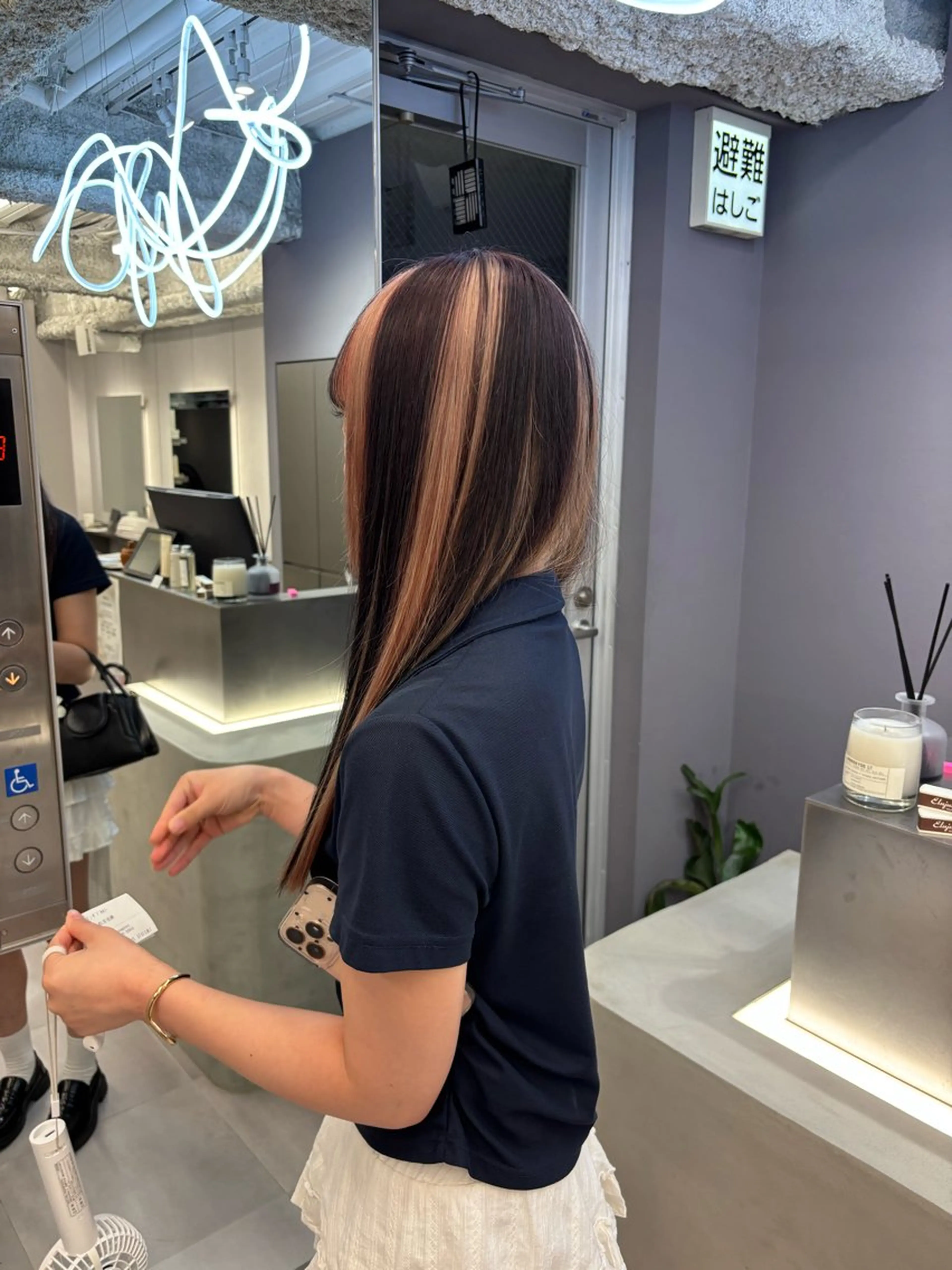 セミロング カラー ブロンド デザインカラー 縮毛矯正 名古屋/デザイン/ ブリーチ/松井亮磨のヘアスタイル