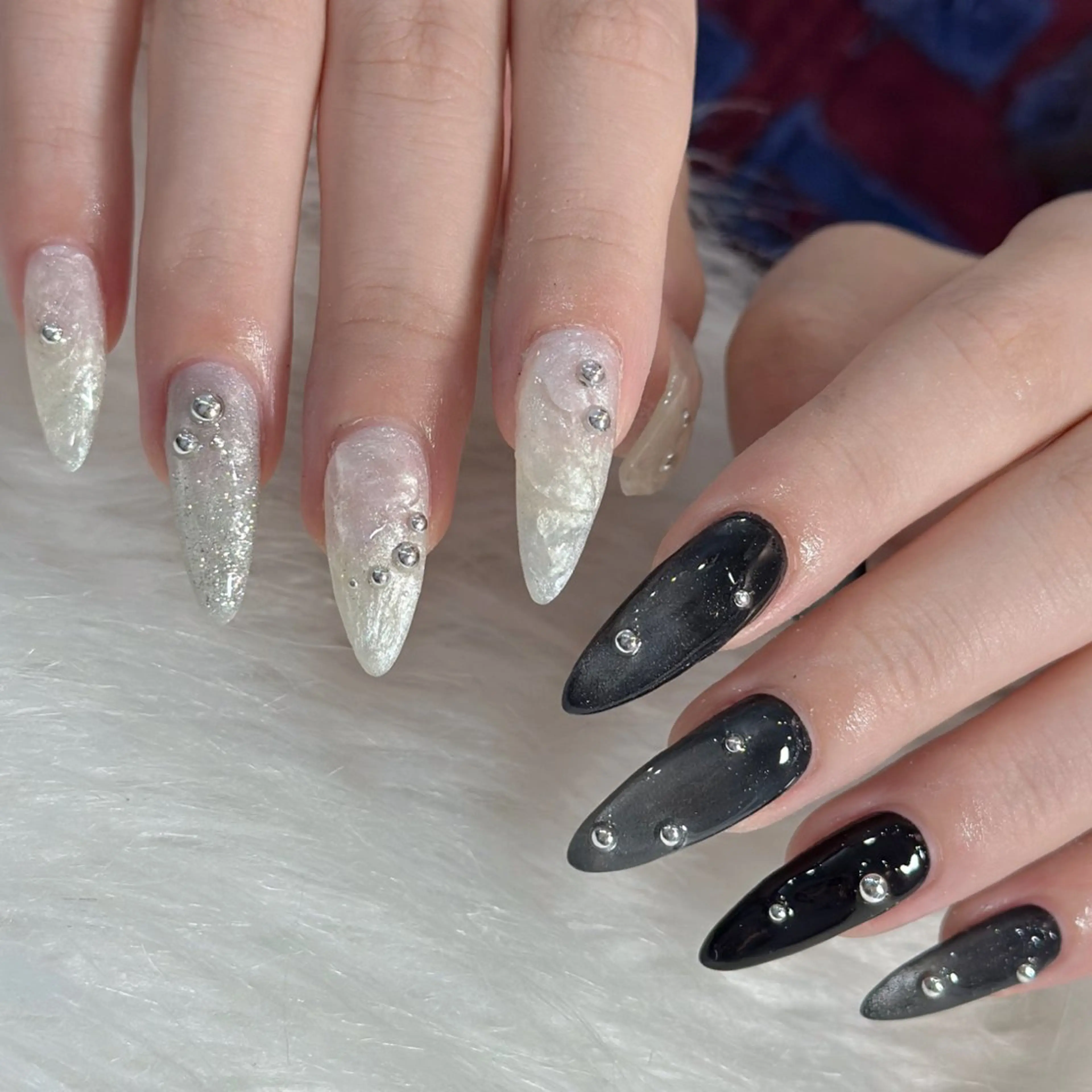 ネイル ハンドネイル フットネイル LAVISH nanamiのネイルデザイン