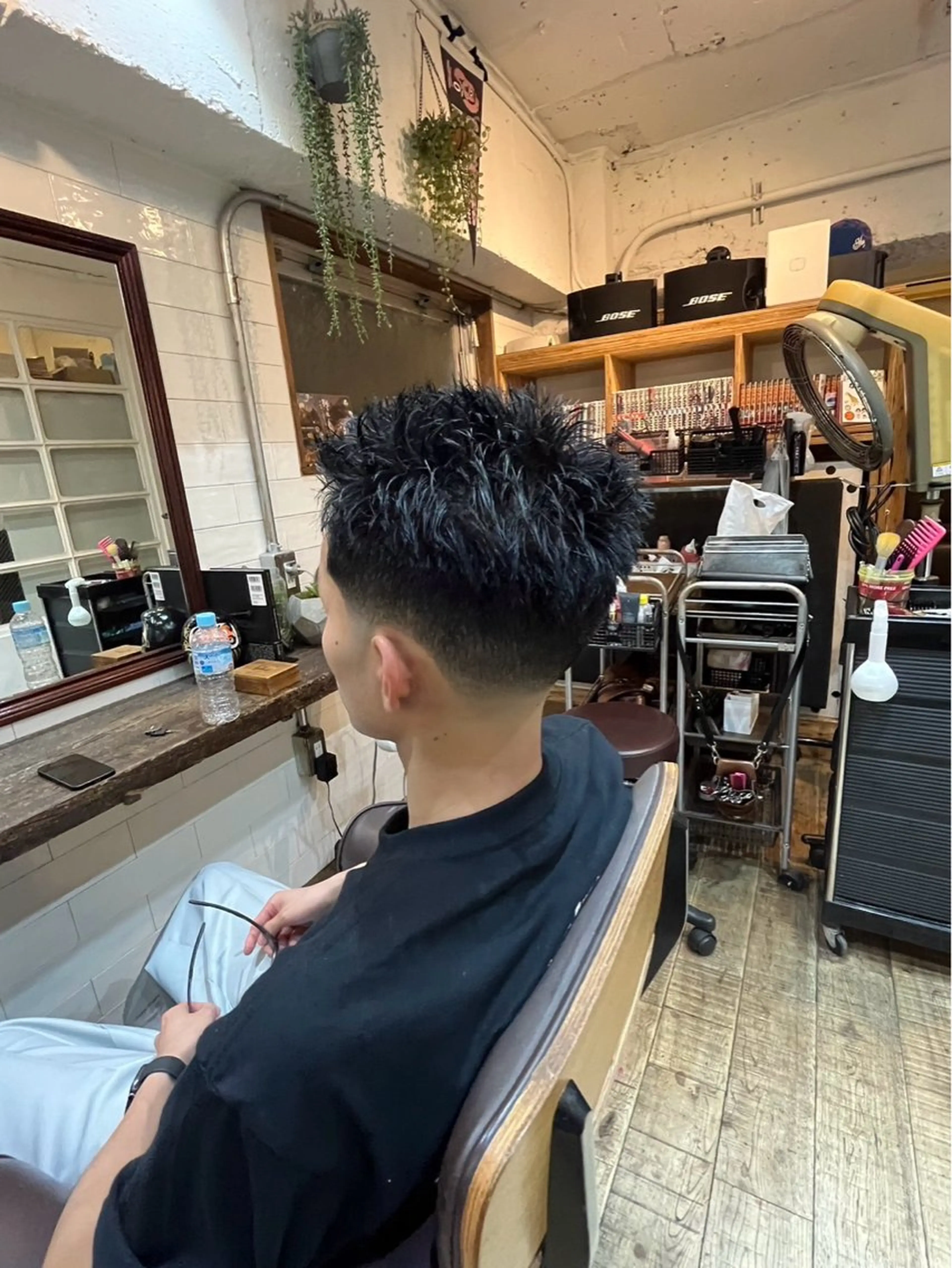 ショート メンズ センターパート ダウンパーマ フェードカット メンズハイライト メンズパーマ カット トリートメント 💈メンズ特化💈 TASUKUのヘアスタイル