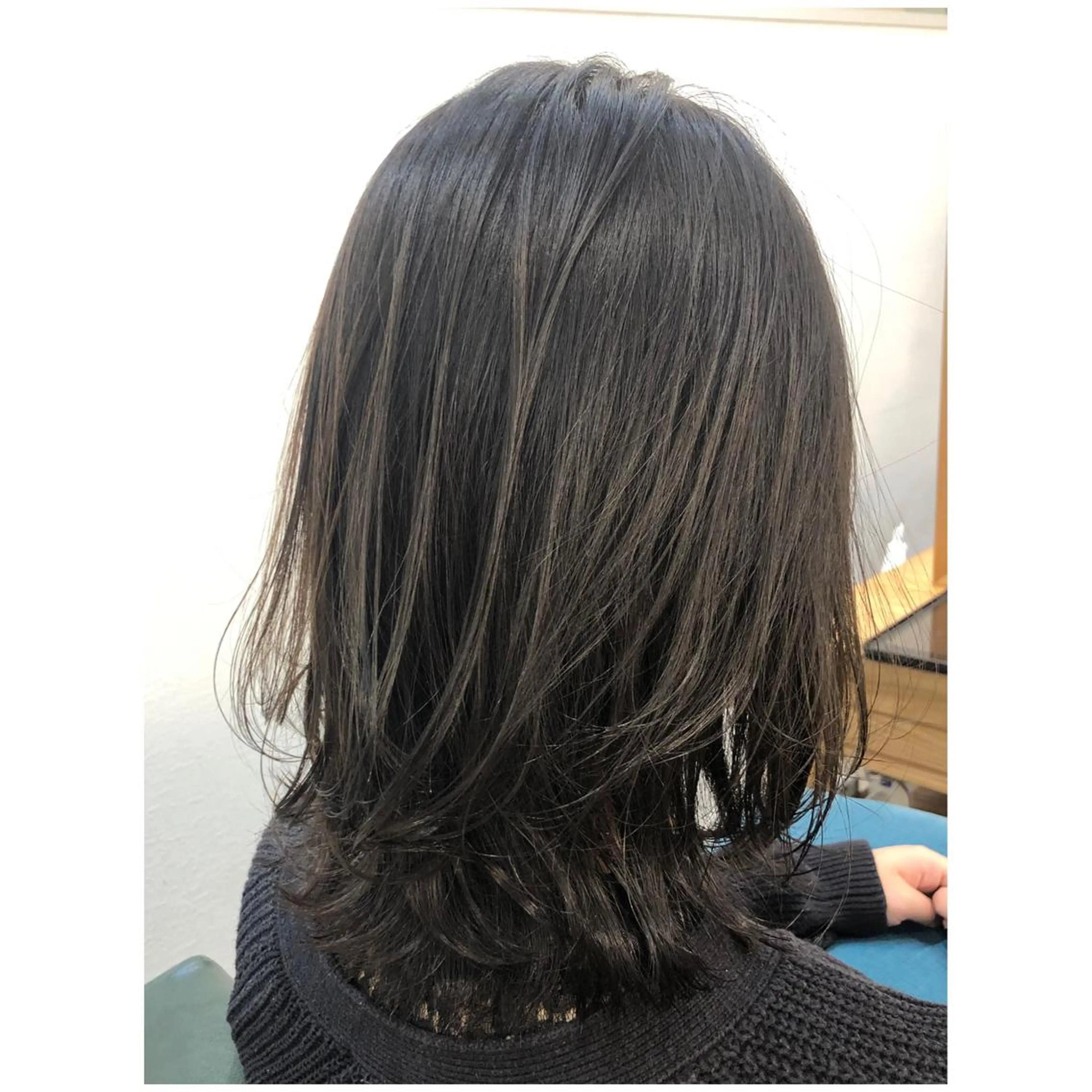 ミディアム カラー 💫髪質改善矯正 MIHO💫のヘアスタイル