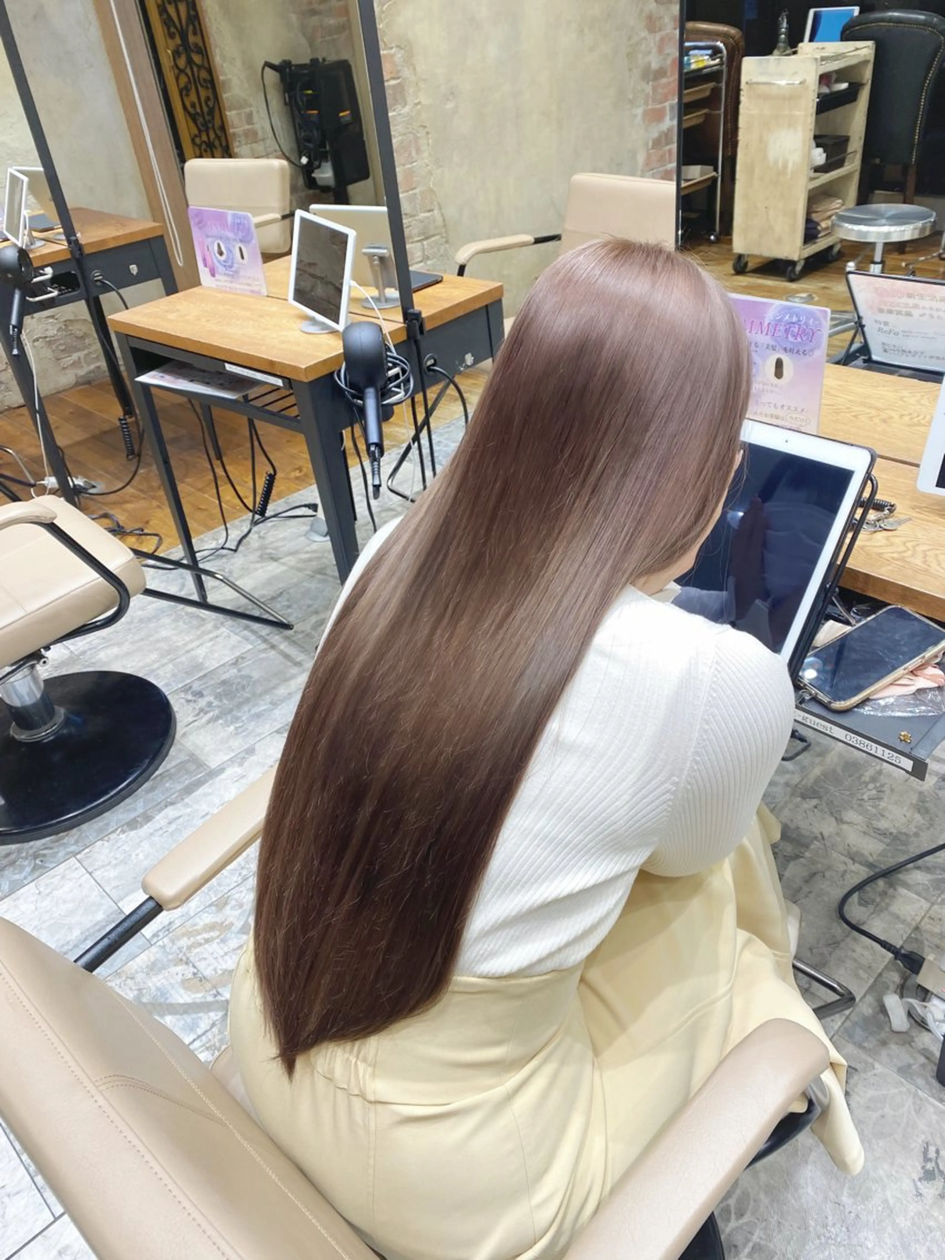 ロング 新宿/レイヤー 顔周りカット溝手優太のヘアスタイル