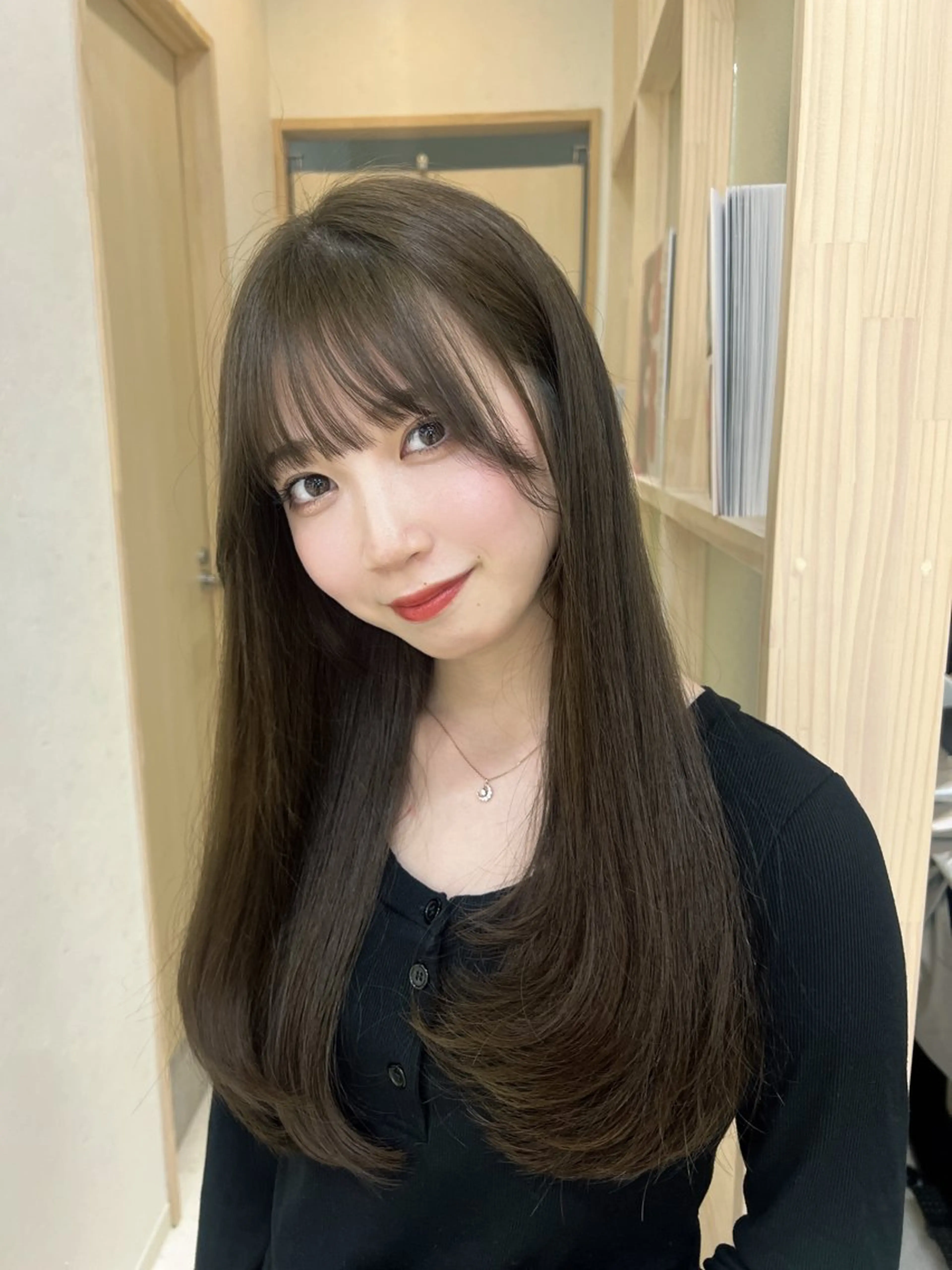 ロング カラー 森山 真衣香のヘアスタイル