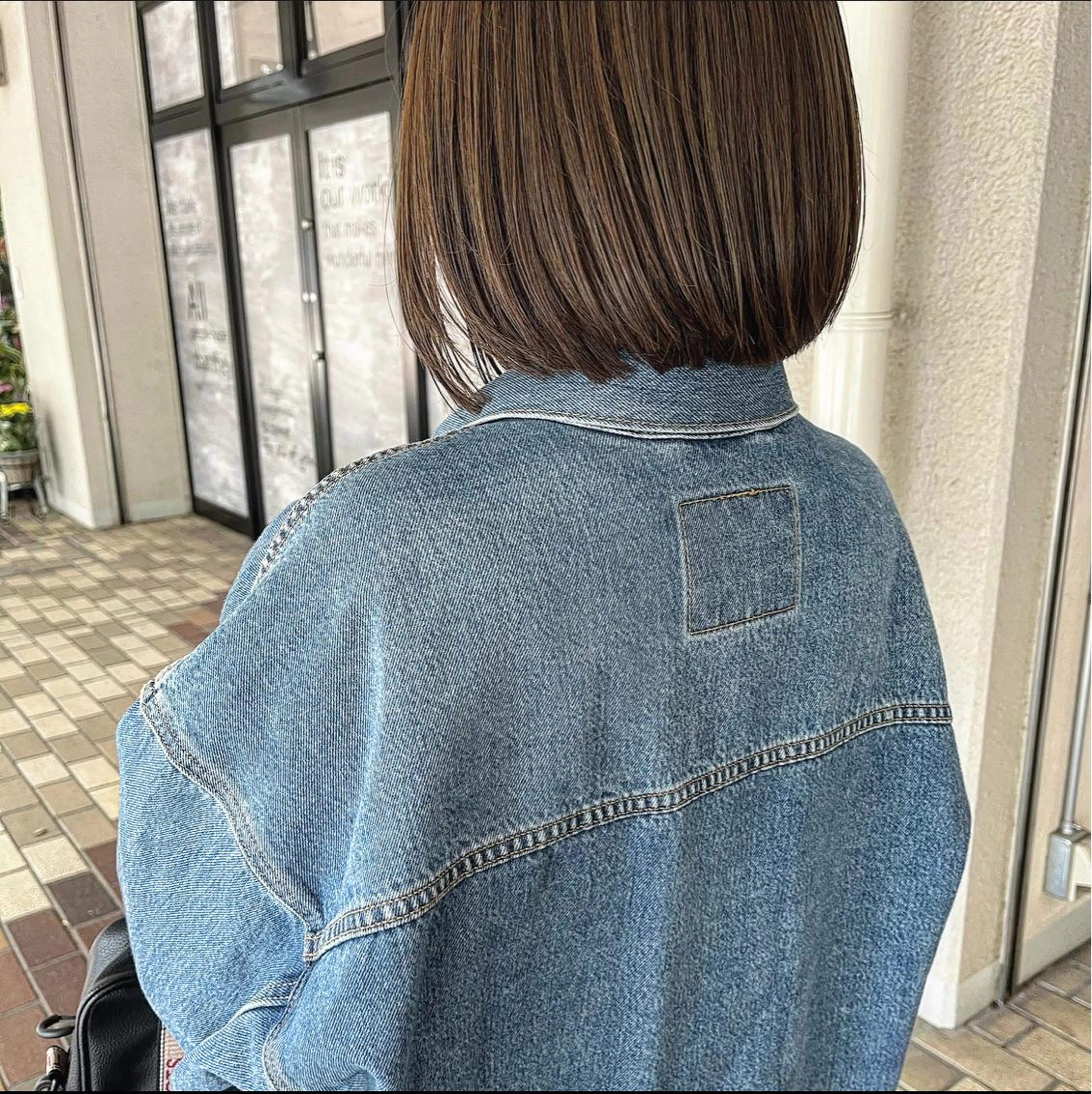 ミディアム カラー カット ヘアカラー トリートメント 荒川 ひなの 新川崎のヘアスタイル