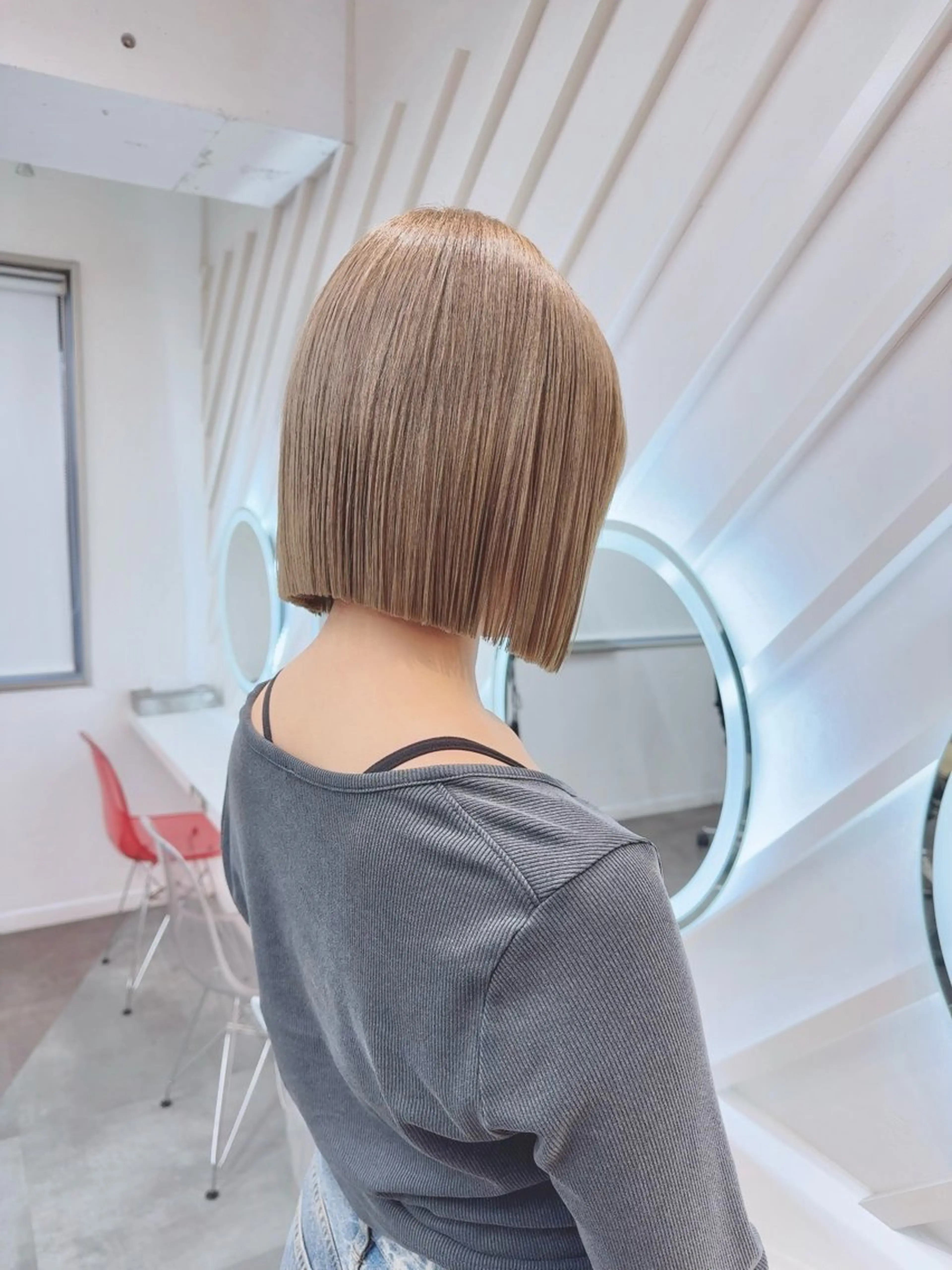 ショート カラー カット ヘアカラー トリートメント 莉乃/縮毛矯正/髪質 改善/艶カラーのヘアスタイル