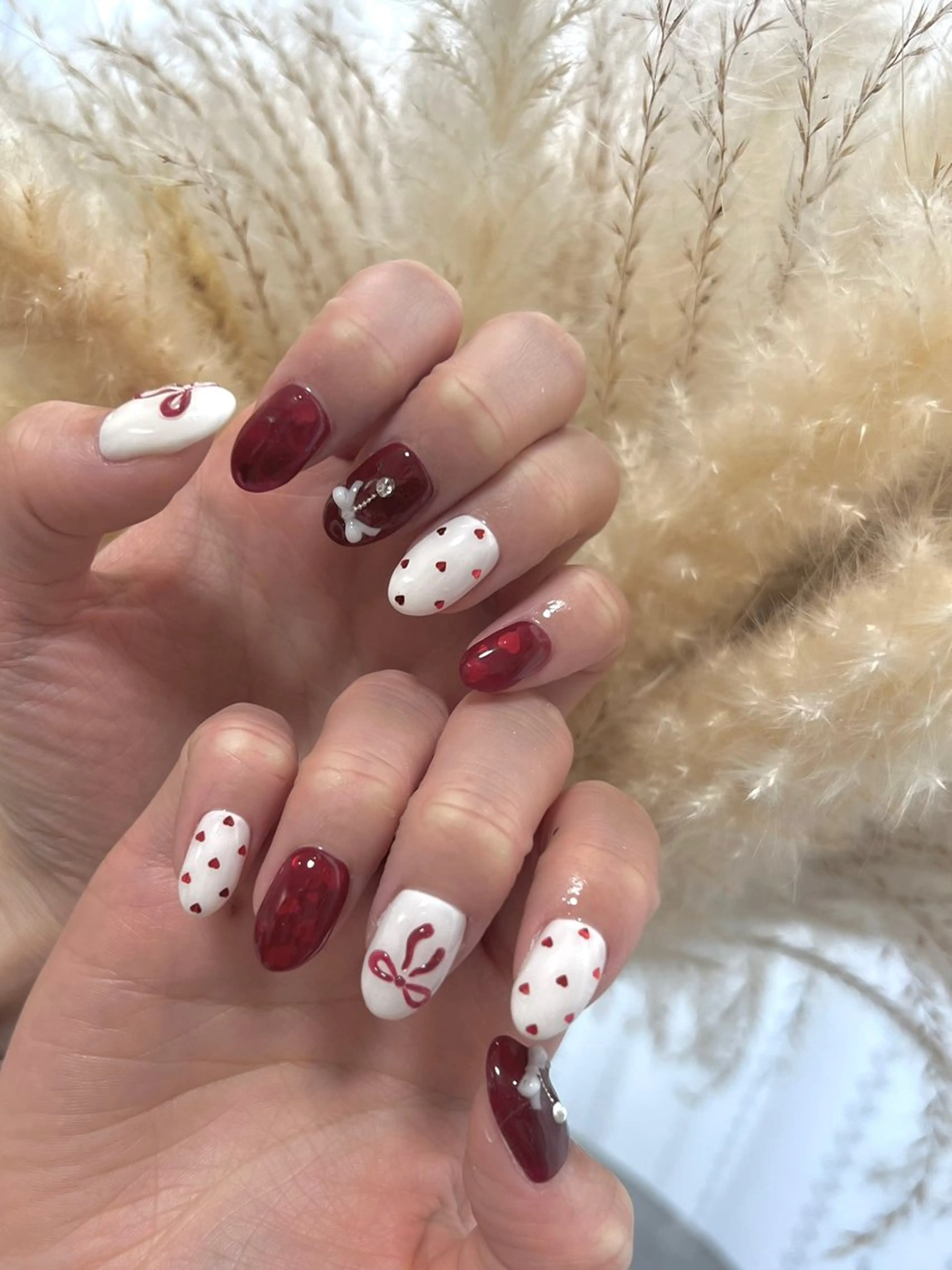 ネイル ハート 赤色 リボン ハンドネイル 川端 京香のネイルデザイン