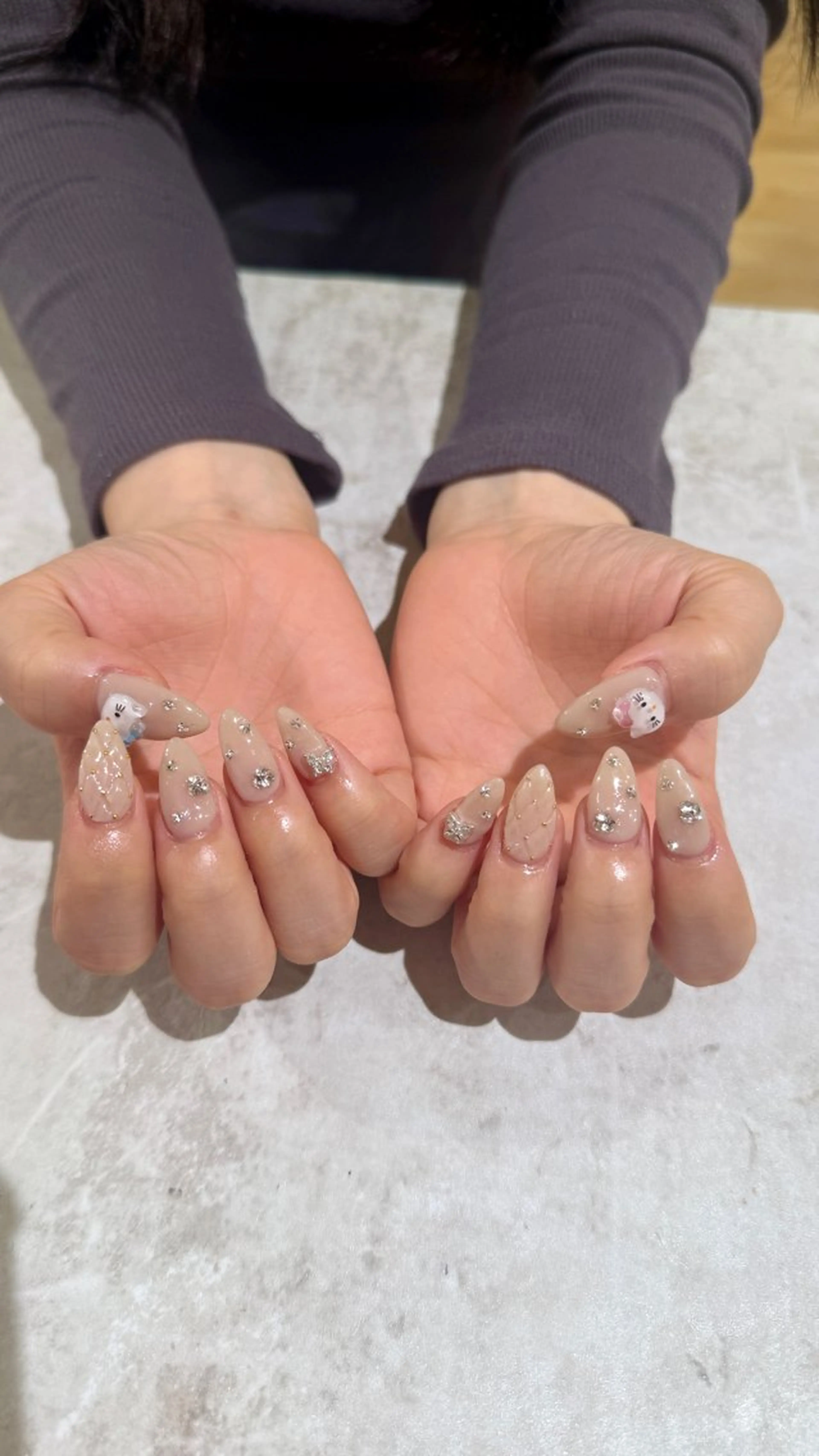 ネイル ハンドネイル CHIERI 🍒のネイルデザイン