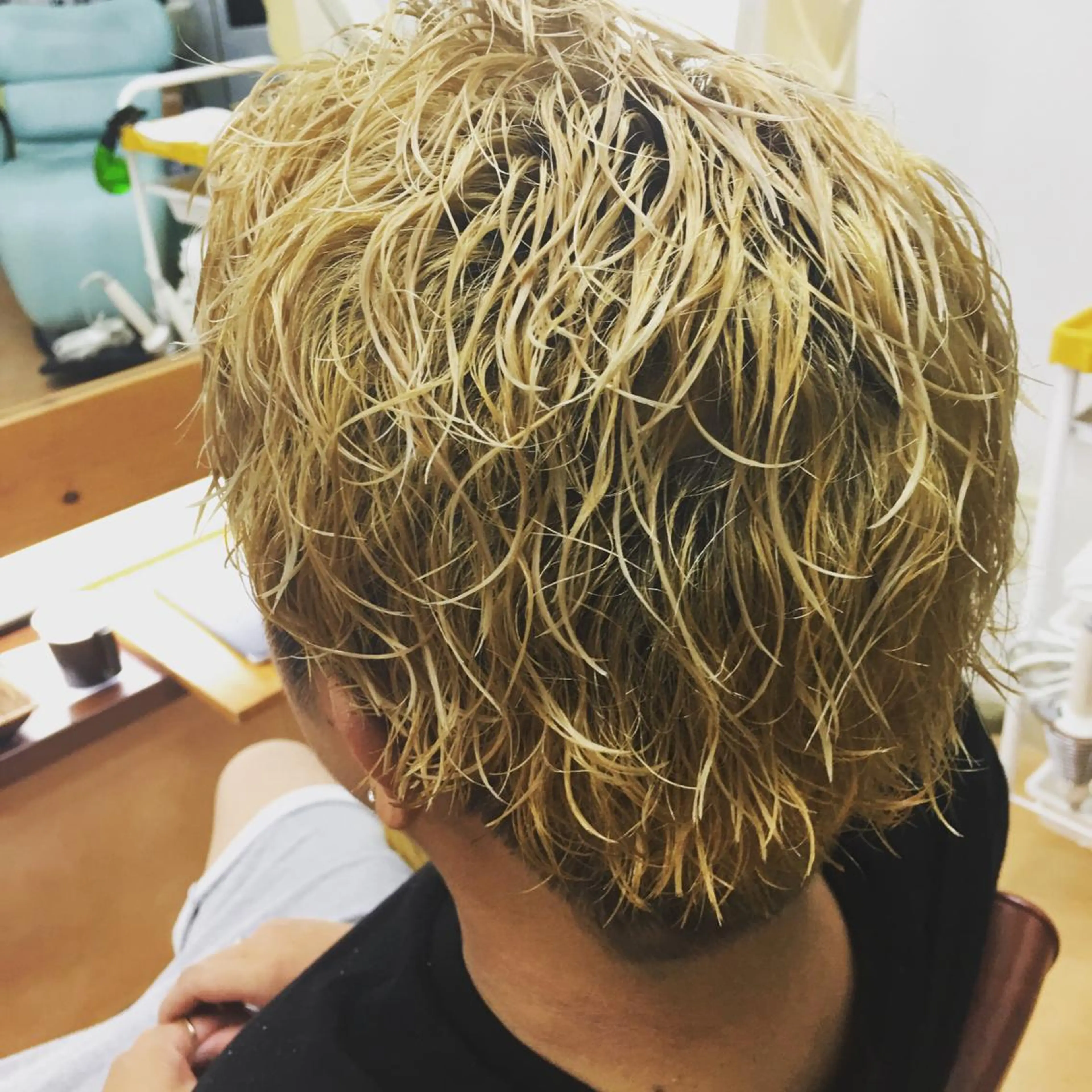メンズ ダブルカラー🎉 ハイトーン🎉スドウのヘアスタイル