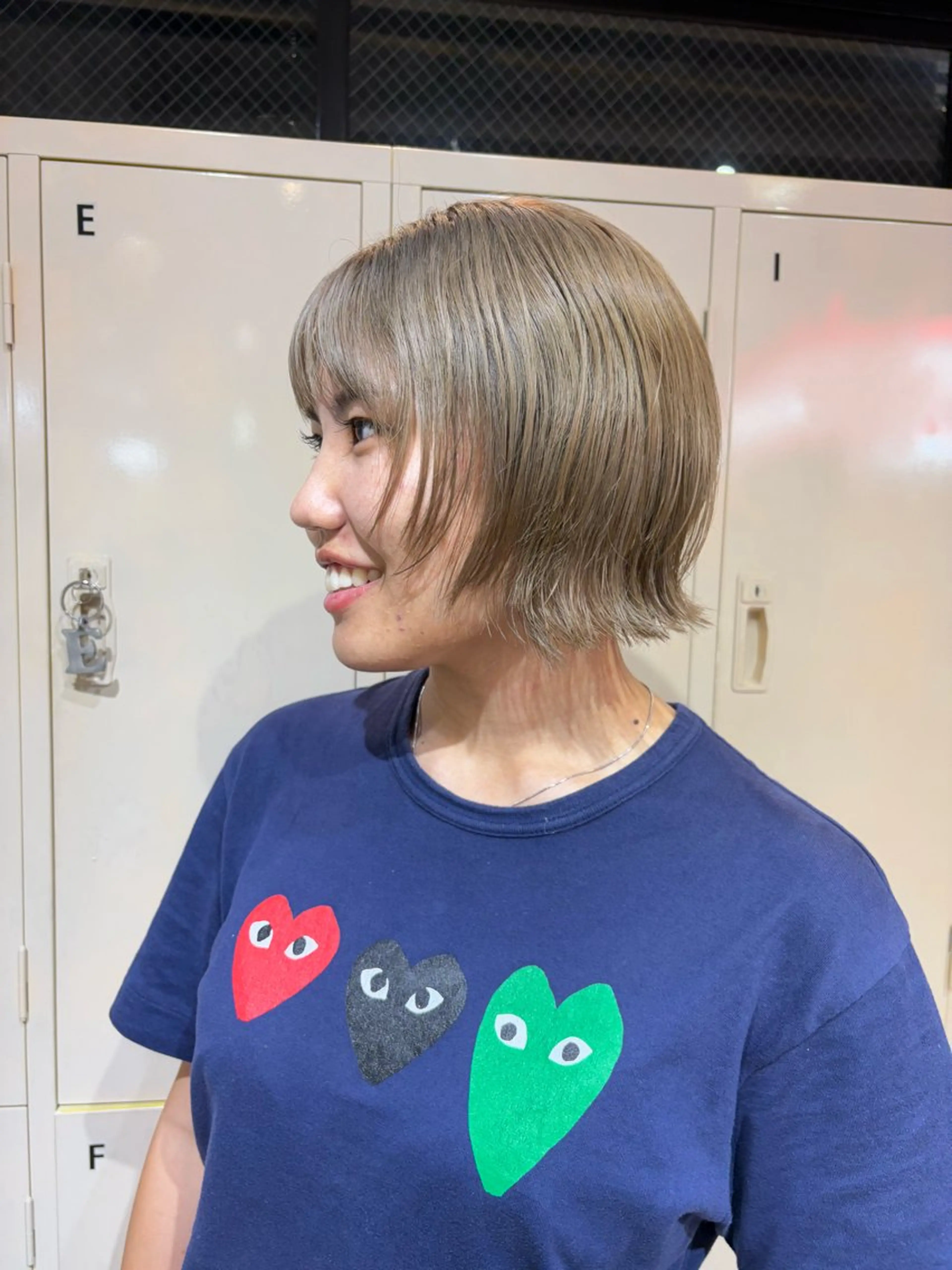 ショート 🧤高明度ハイトーン 🧤莉音のヘアスタイル