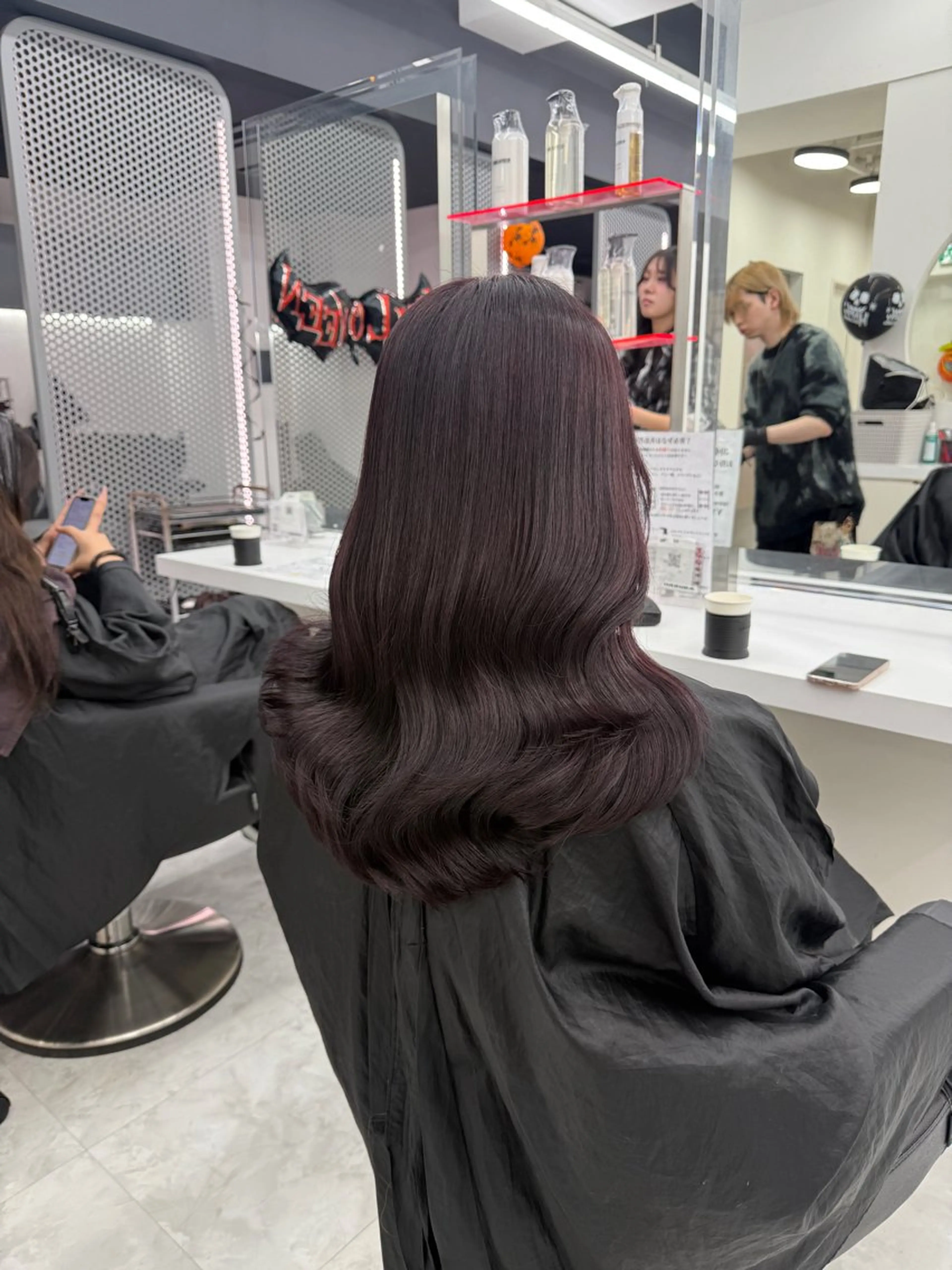 セミロング カラー ヘアアレンジ ブリーチ ダブルカラー ブリーチなしカラー カット ヘアカラー トリートメント ヘッドスパ ヘアセット 🎀Girly艶髪カ ラー🎀Harukaのヘアスタイル