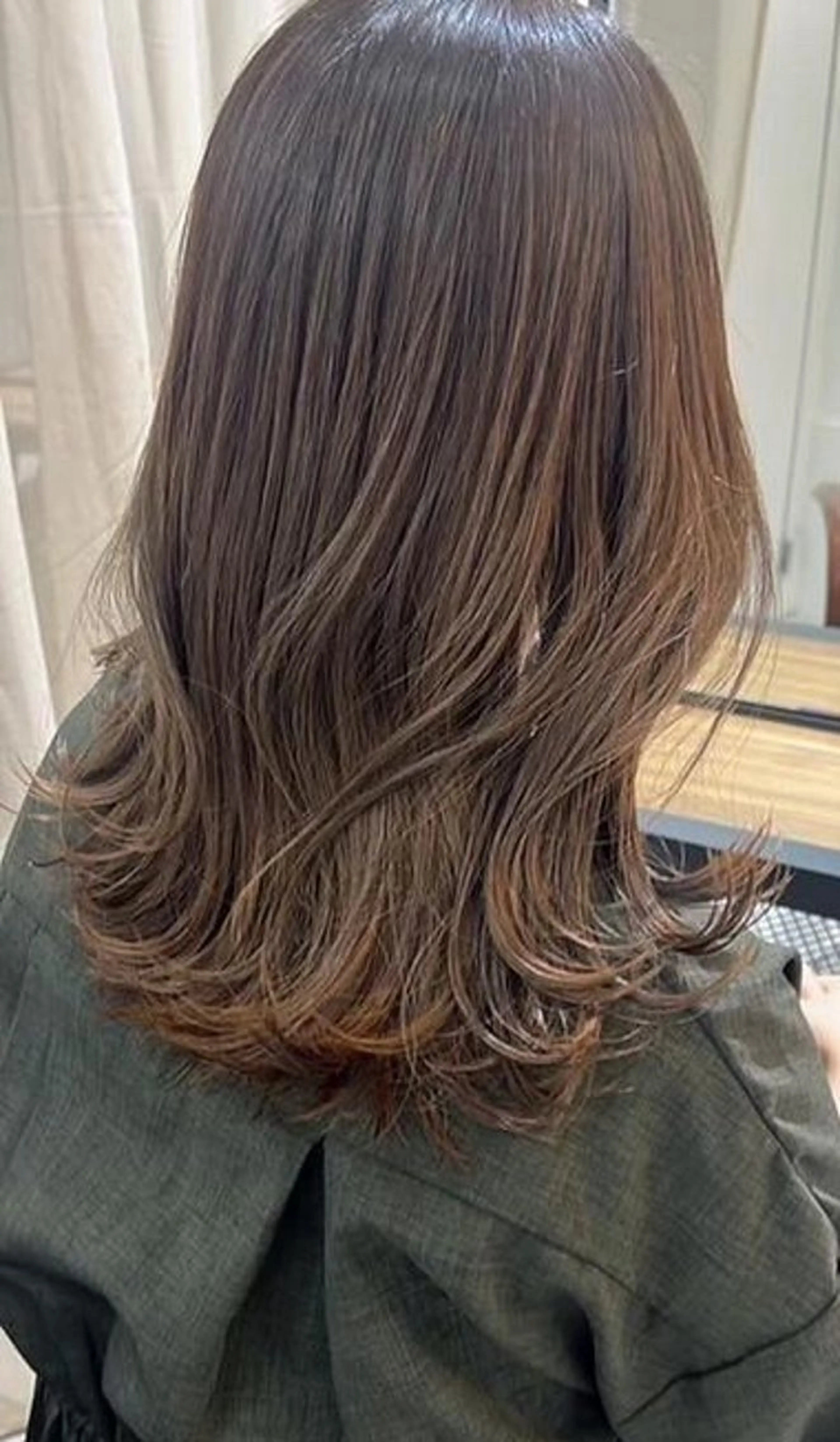 ミディアム カラー 髪質改善✨️透明感カ ラー✧*。山下さいみのヘアスタイル