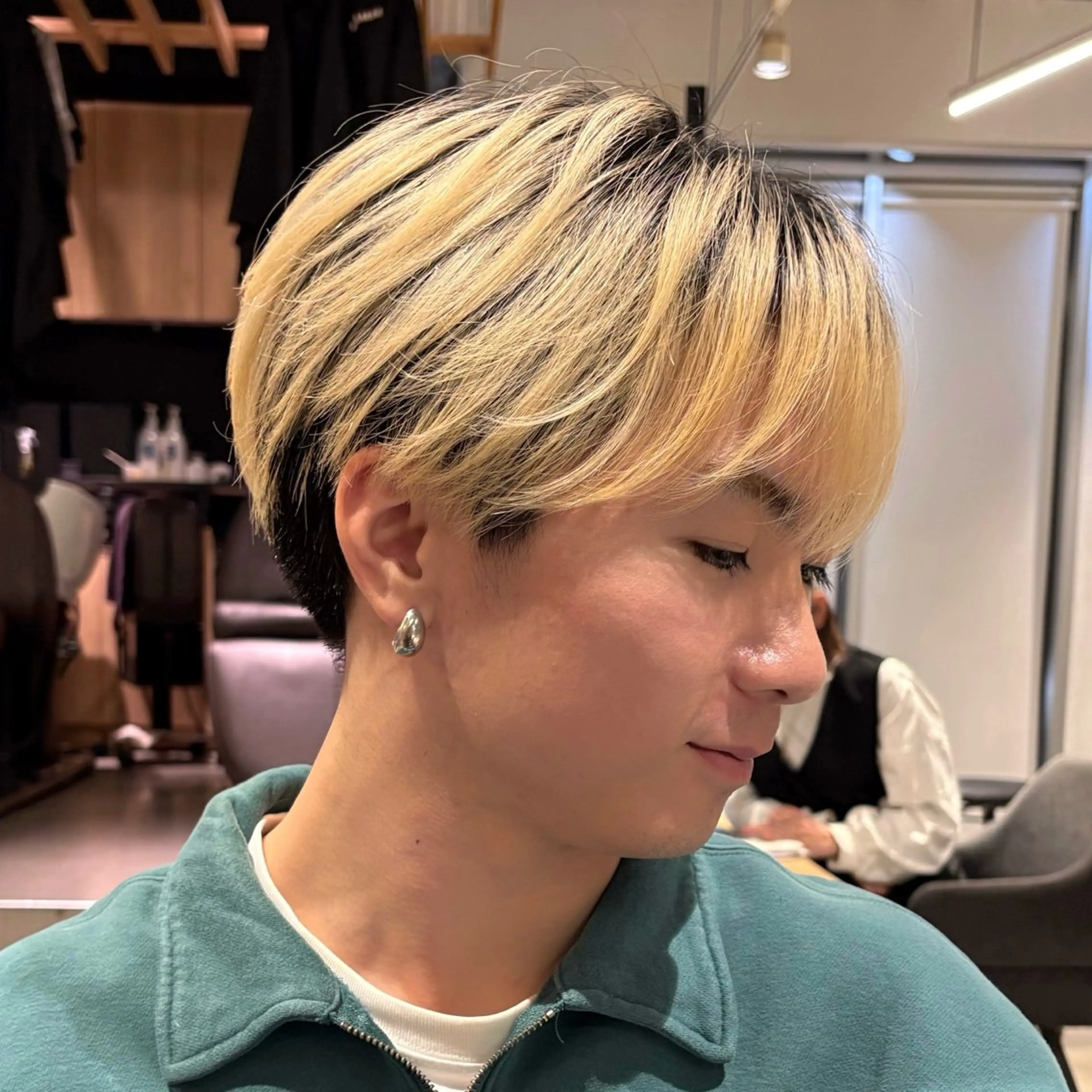 メンズ マッシュ カット ありあ【カット、 パーマモデル】のヘアスタイル