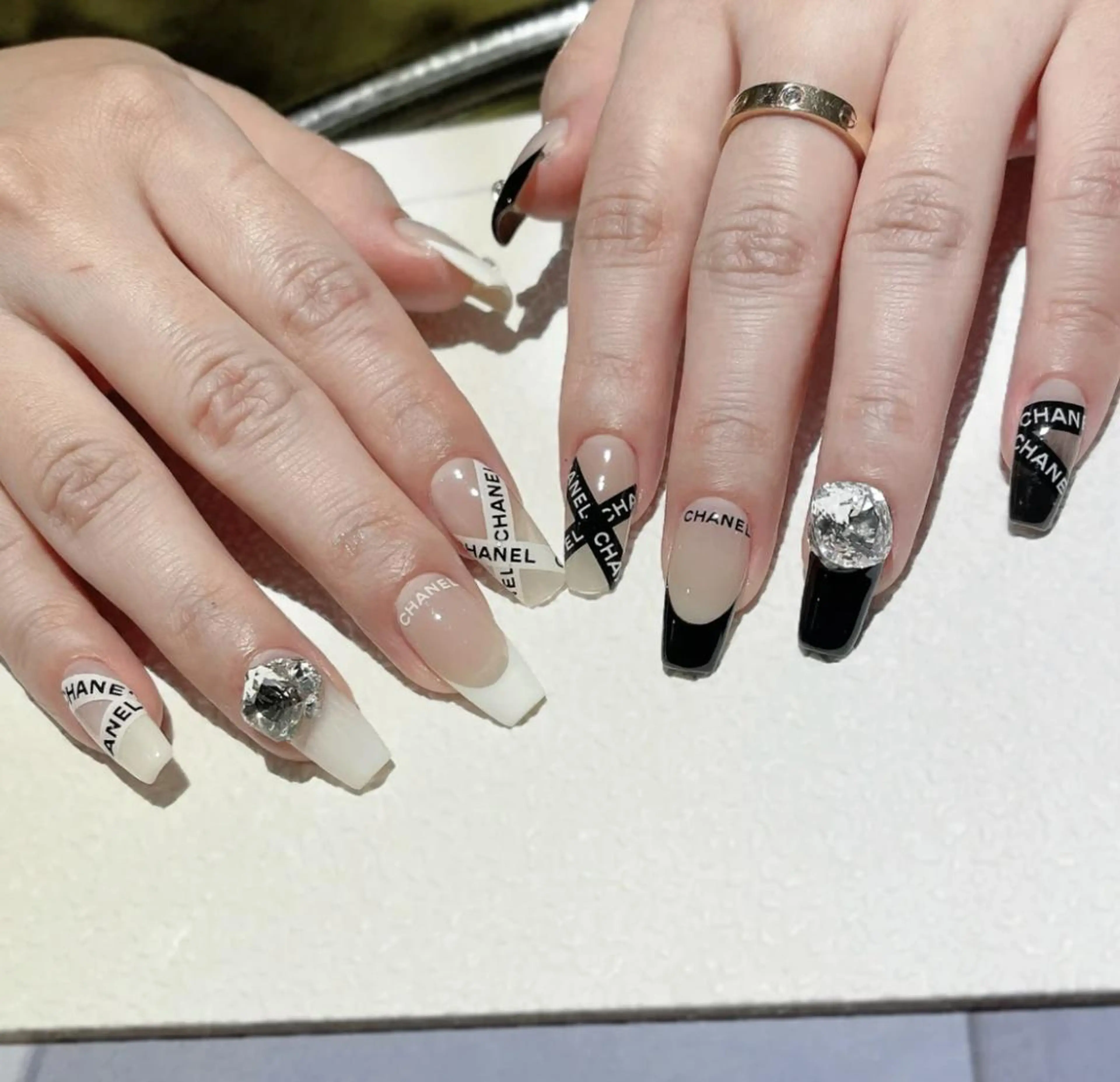 ネイル Queens ciciのネイルデザイン