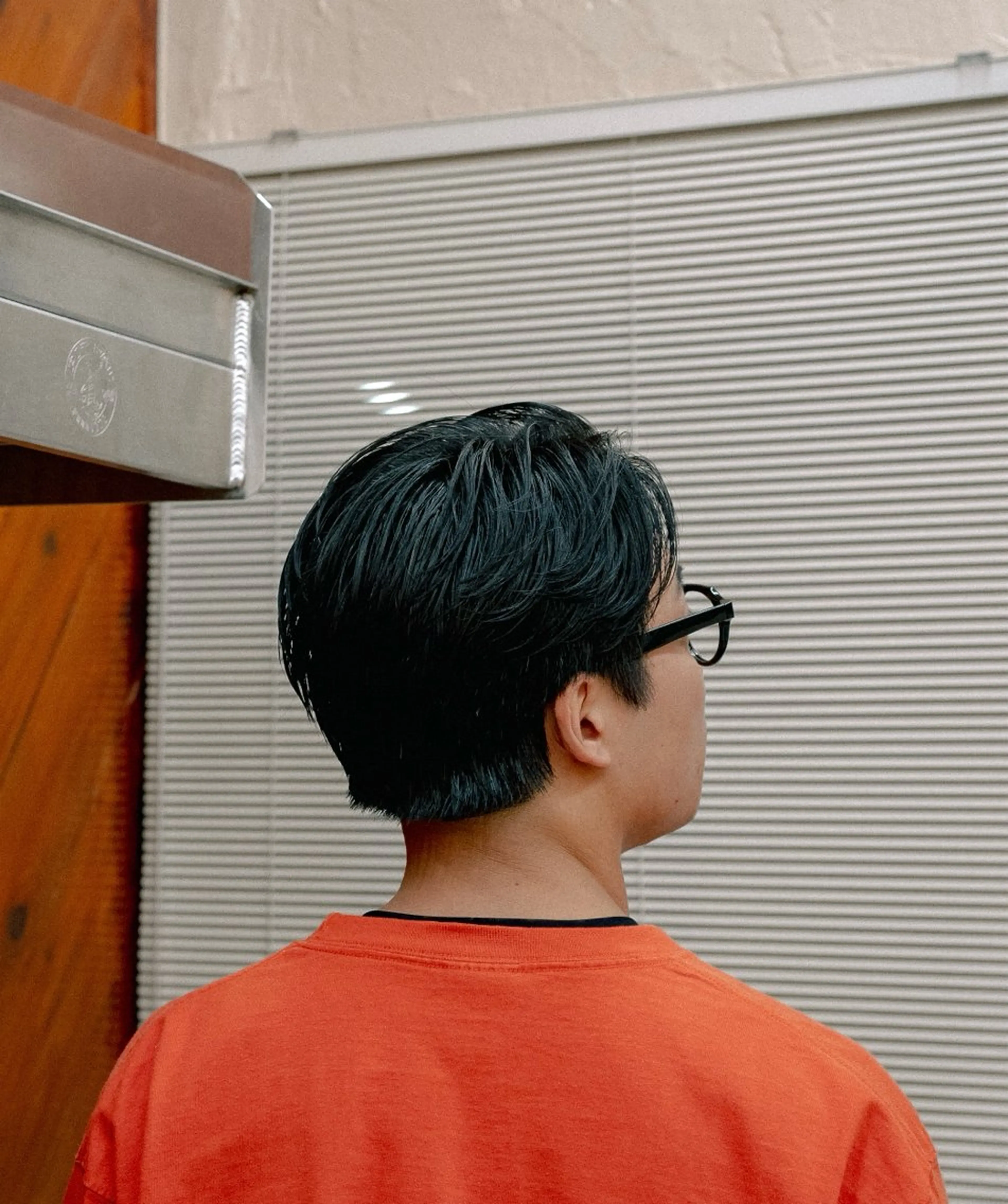 ショート カラー パーマ メンズ センターパート 🔗メンズサロン🔗 Kieのヘアスタイル
