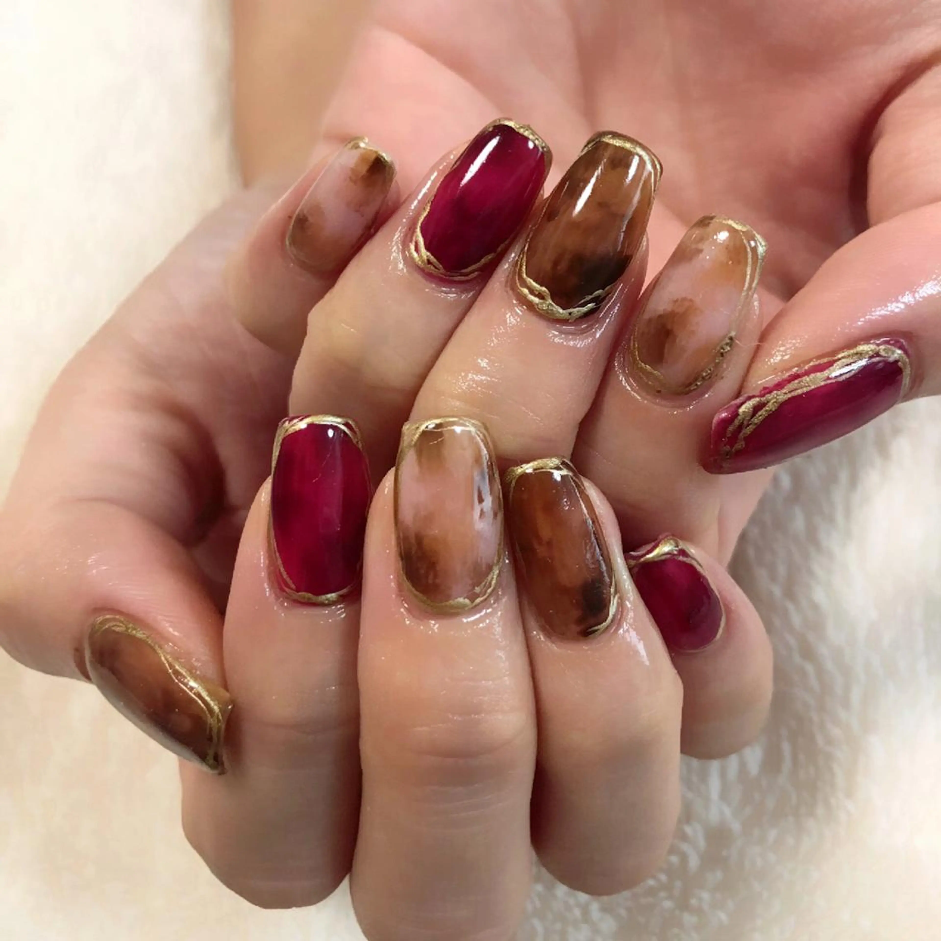 ネイル べっ甲ネイル ハンドネイル MAYME所属・MAYME TAMAKIのネイルデザイン