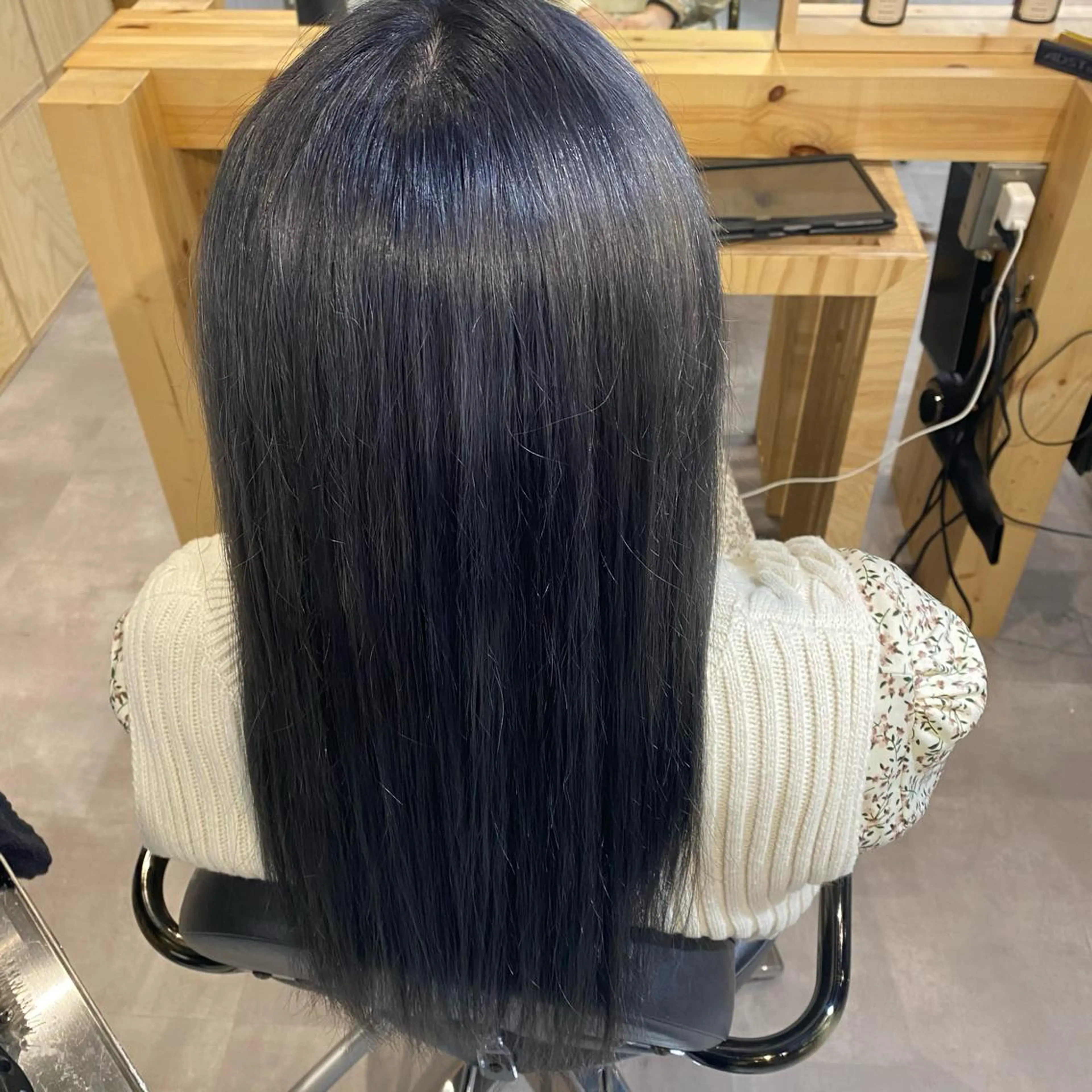 ロング カラー Sia中野新橋　店長 田中　優莉乃のヘアスタイル