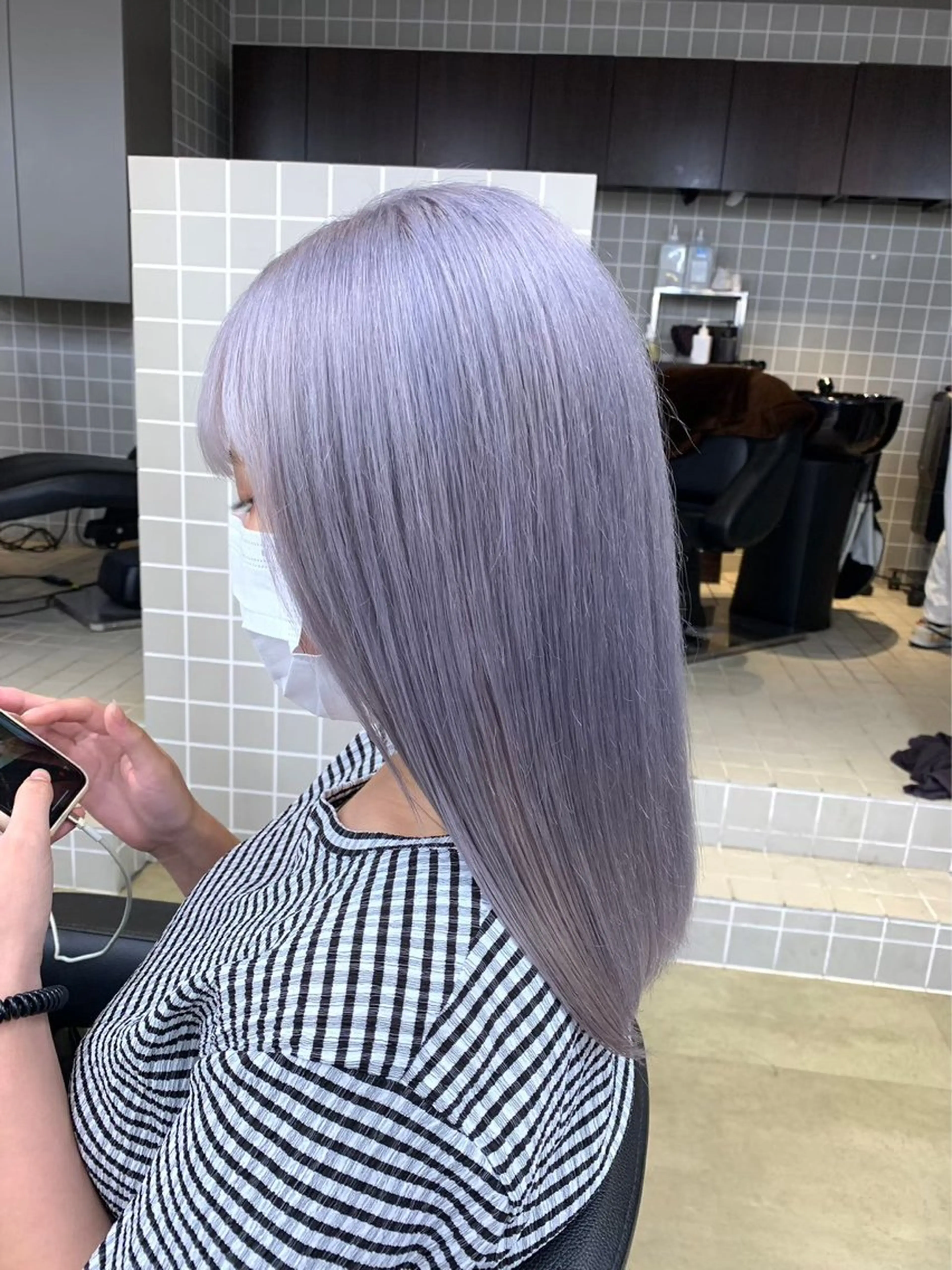 セミロング カラー アッシュ シルバー シルバーアッシュ 💖トレンド春夏 カラー💖FUTAのヘアスタイル