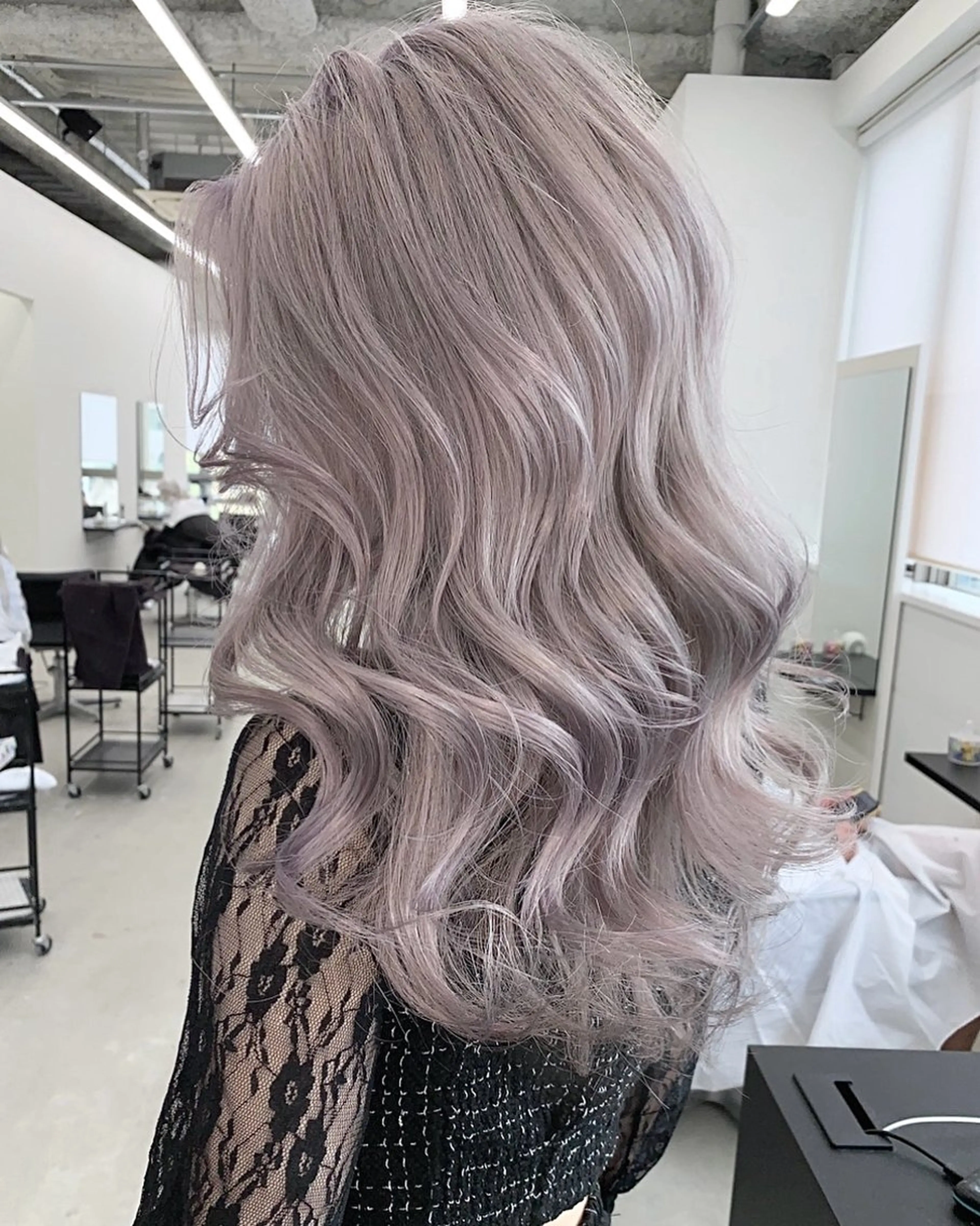 ロング カラー 齋藤 梨乃のヘアスタイル