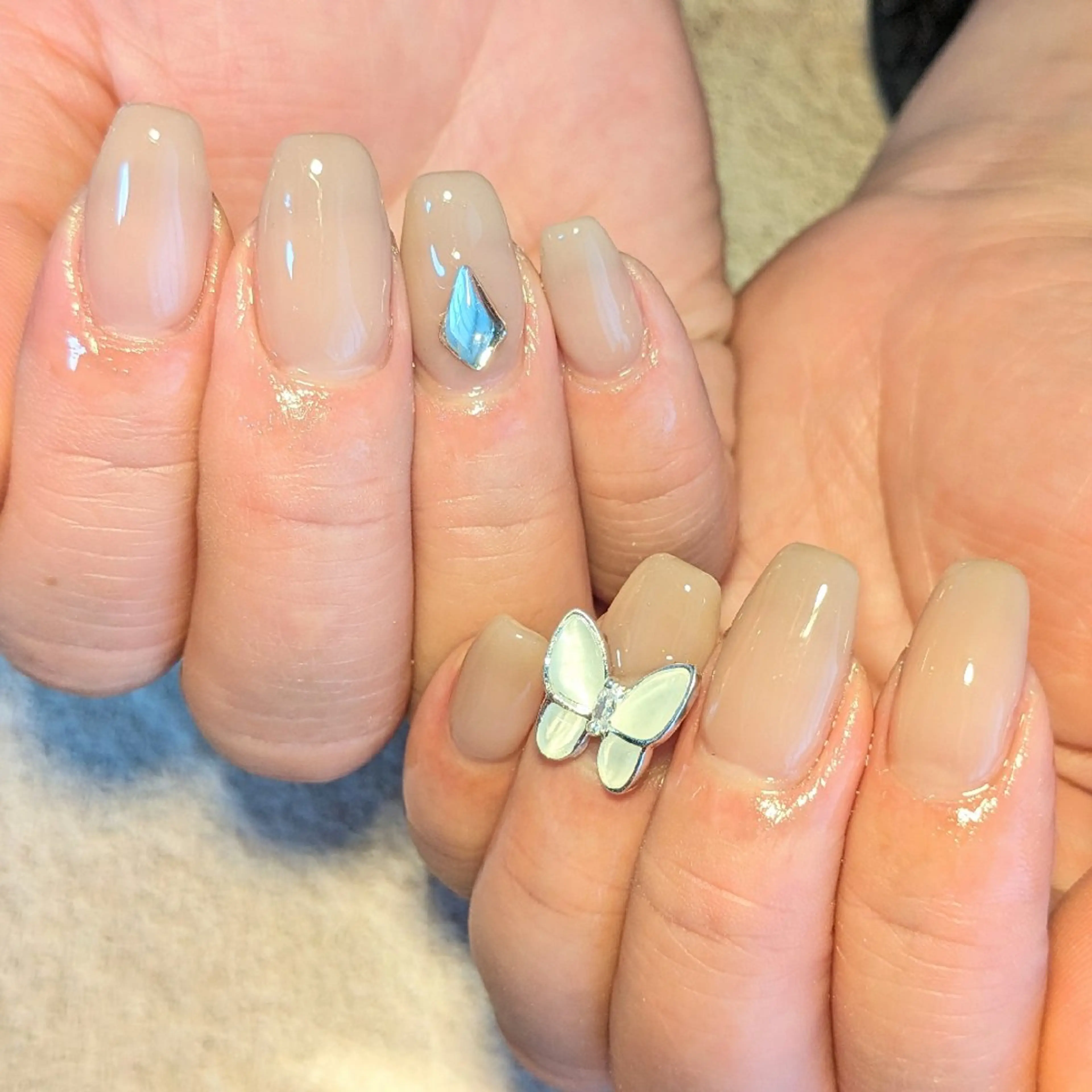 ネイル ｱｲﾗｯｼｭ ﾈｲﾙ ｻﾛﾝ つけるのマツエク・マツパデザイン