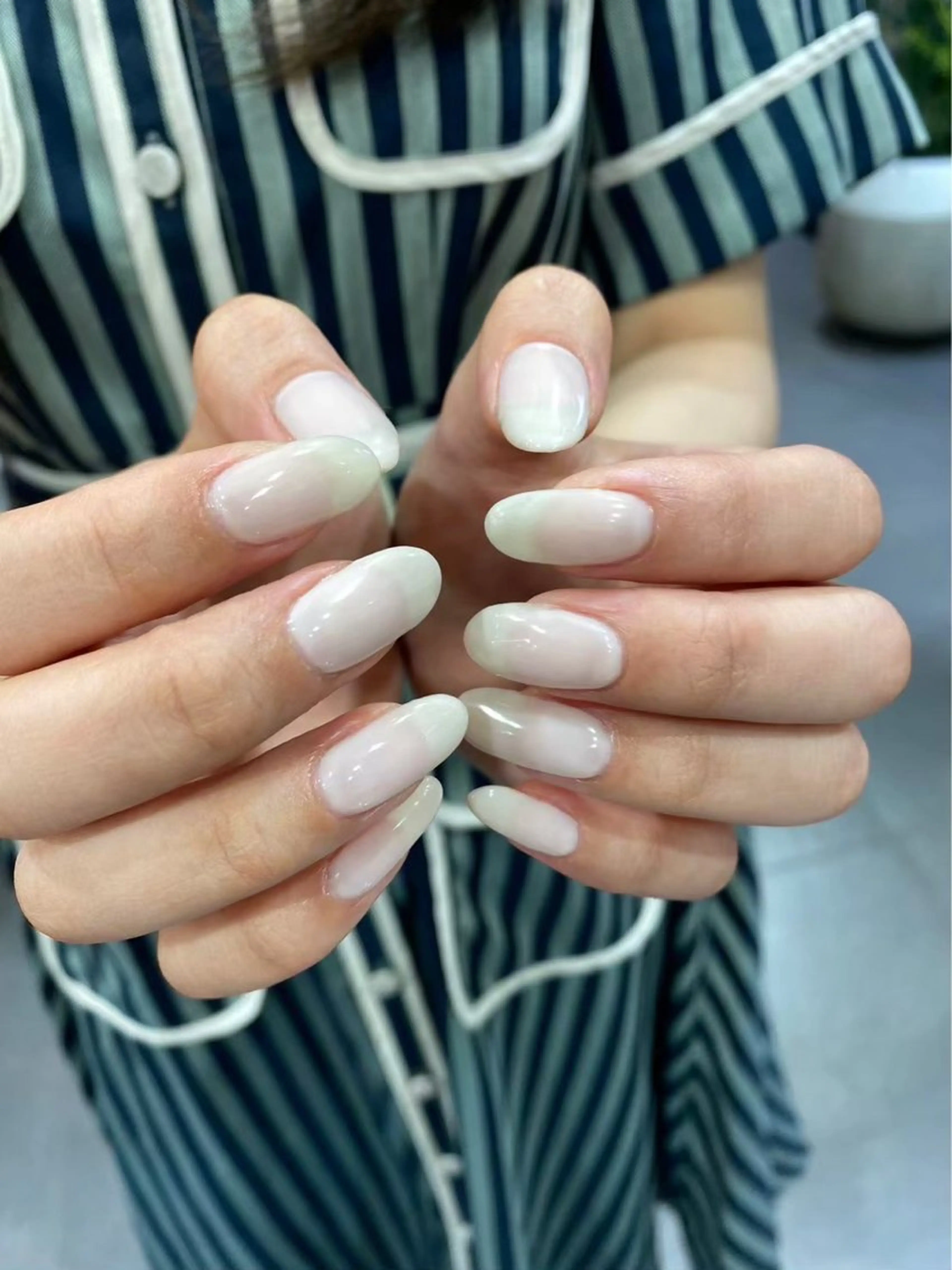 ネイル ハンドネイル airi🌺カラー /特殊ヘア⛓️🖤のヘアスタイル