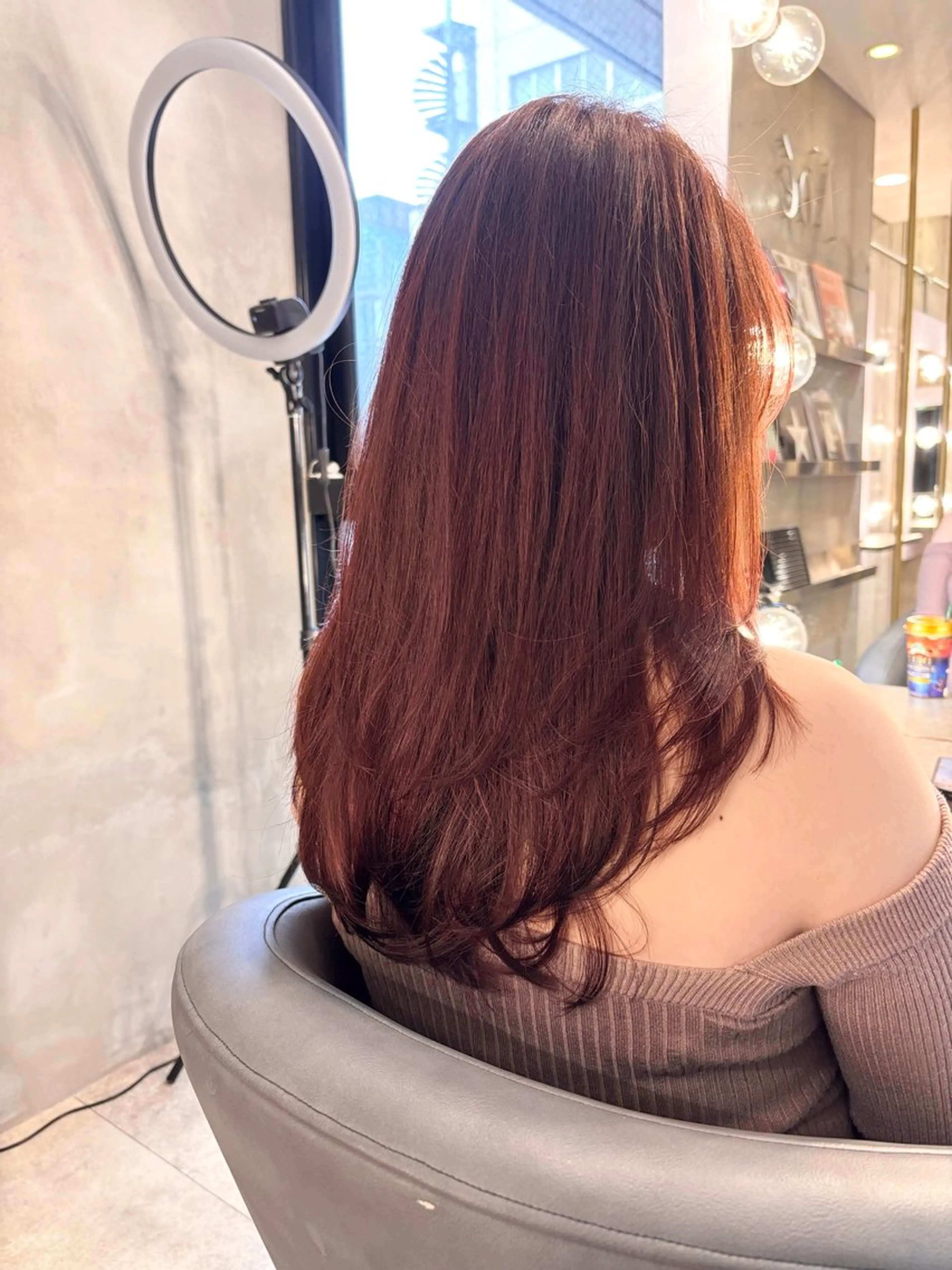 セミロング レイヤーカット 海外風ヘア 野田光也のヘアスタイル