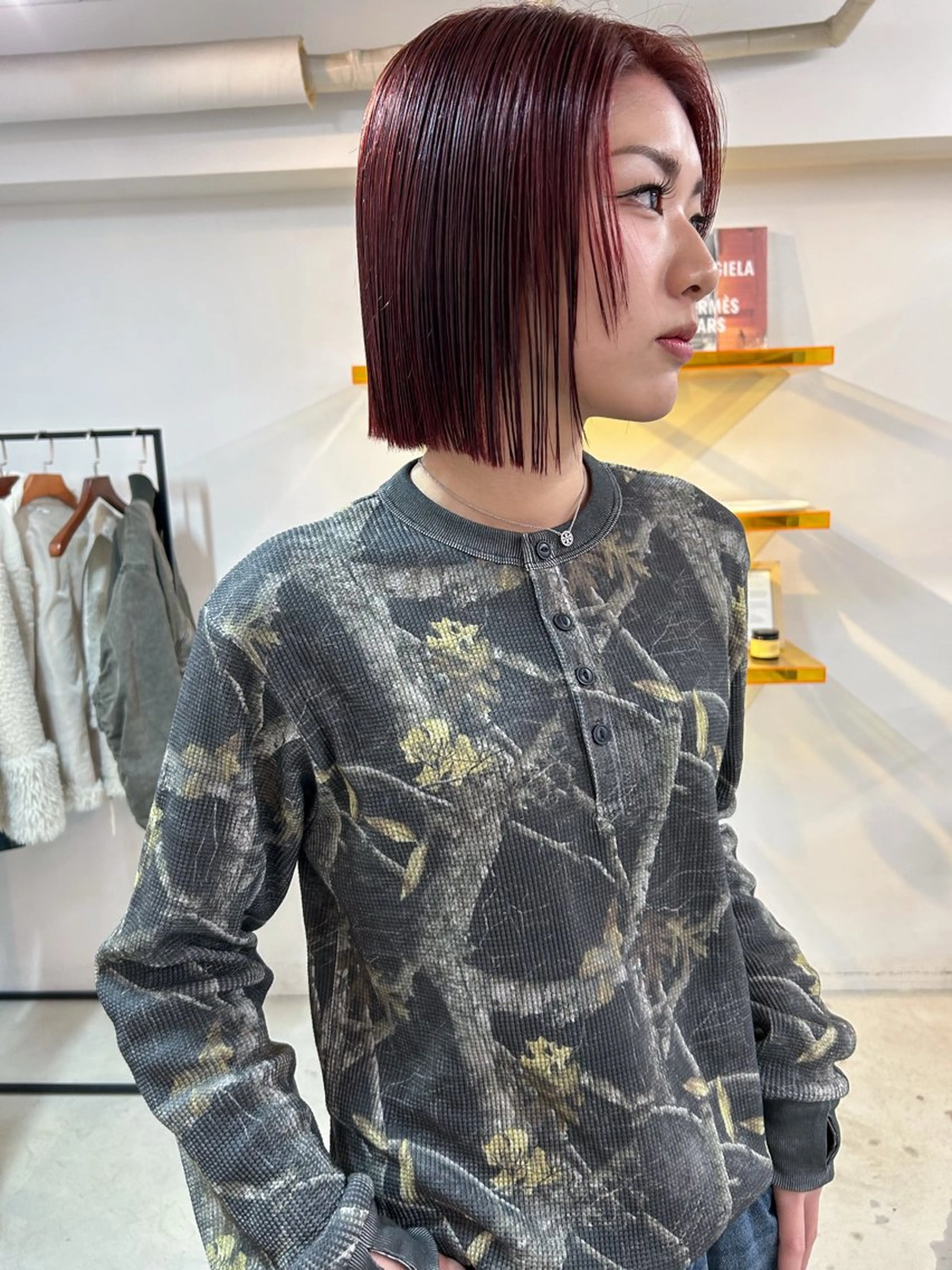 ミディアム カラー 切りっぱなしボブ レッドカラー ボブ 心斎橋/ボブカット /りくのヘアスタイル