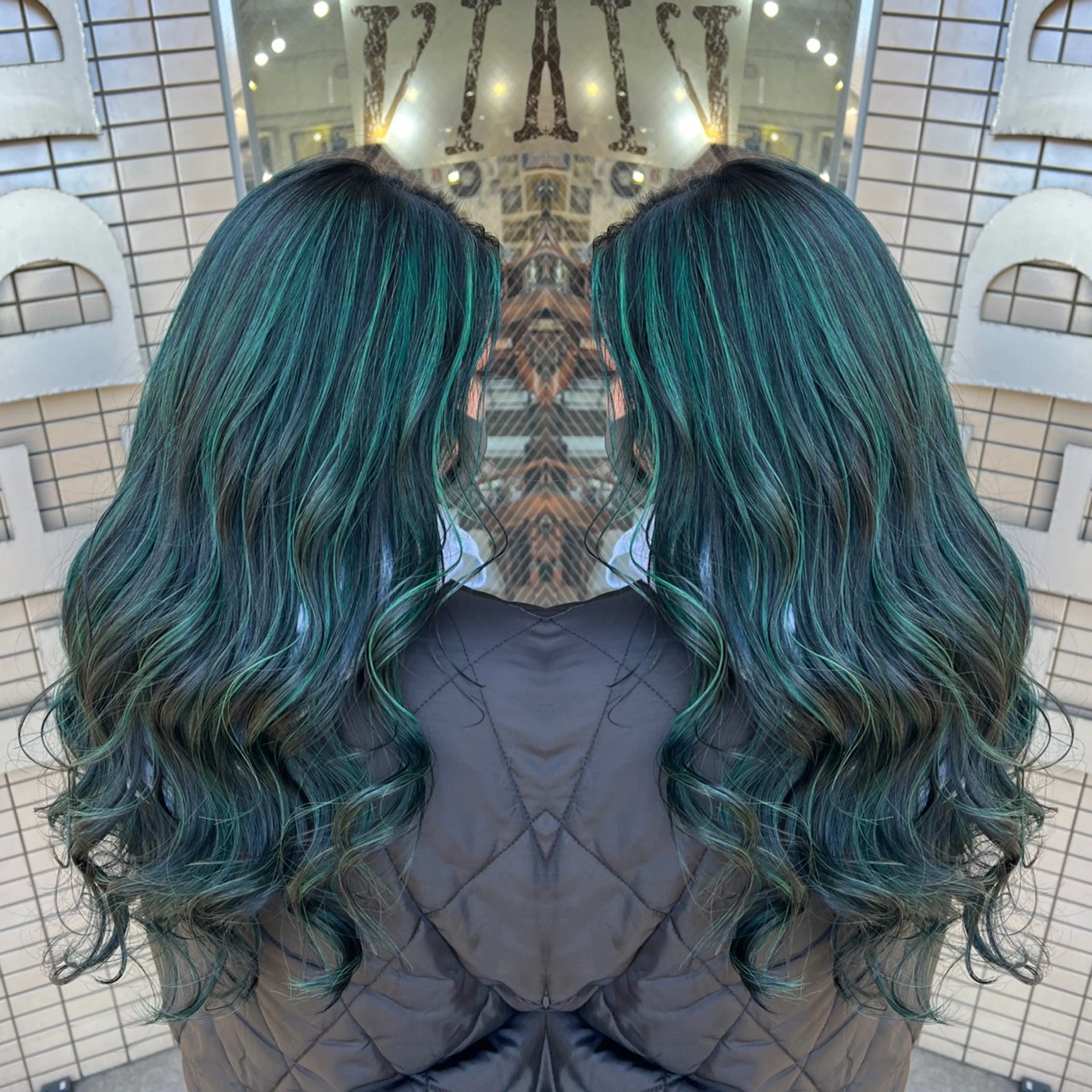 ロング カラー ヘアカラー トリートメント ハイライト/レイヤー /ハイトーン/AOIのヘアスタイル