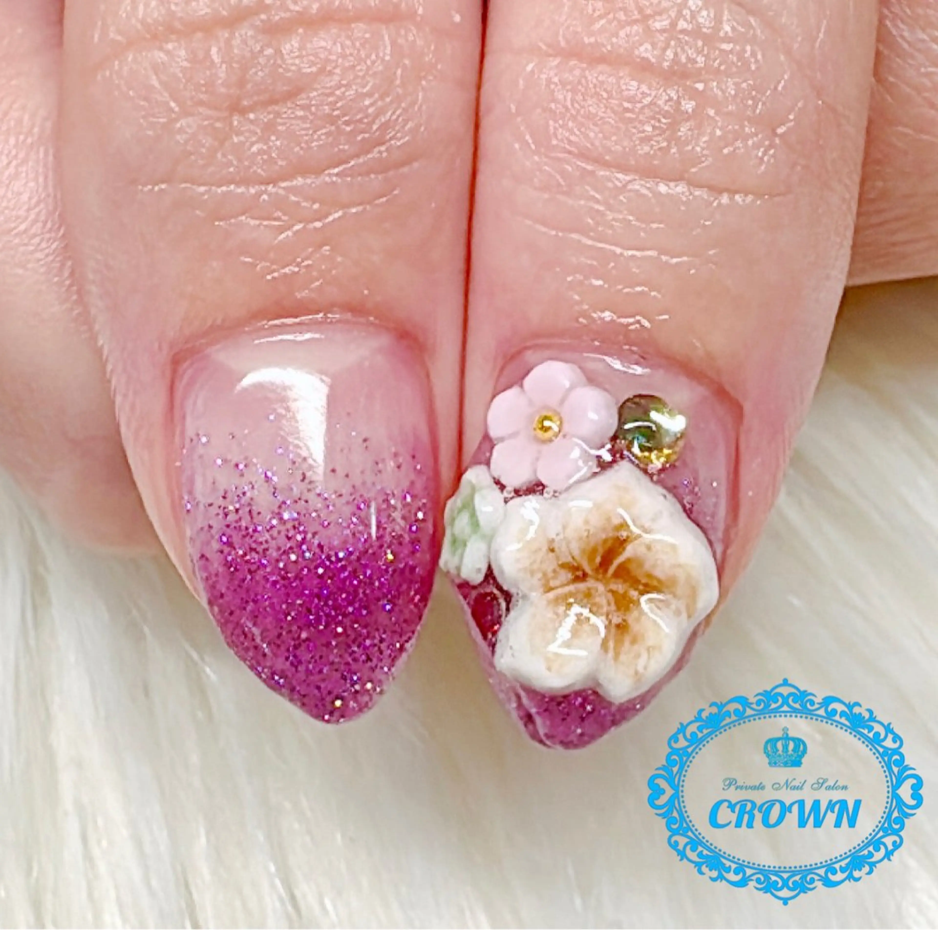 ネイル CROWN プライベートサロンのネイルデザイン