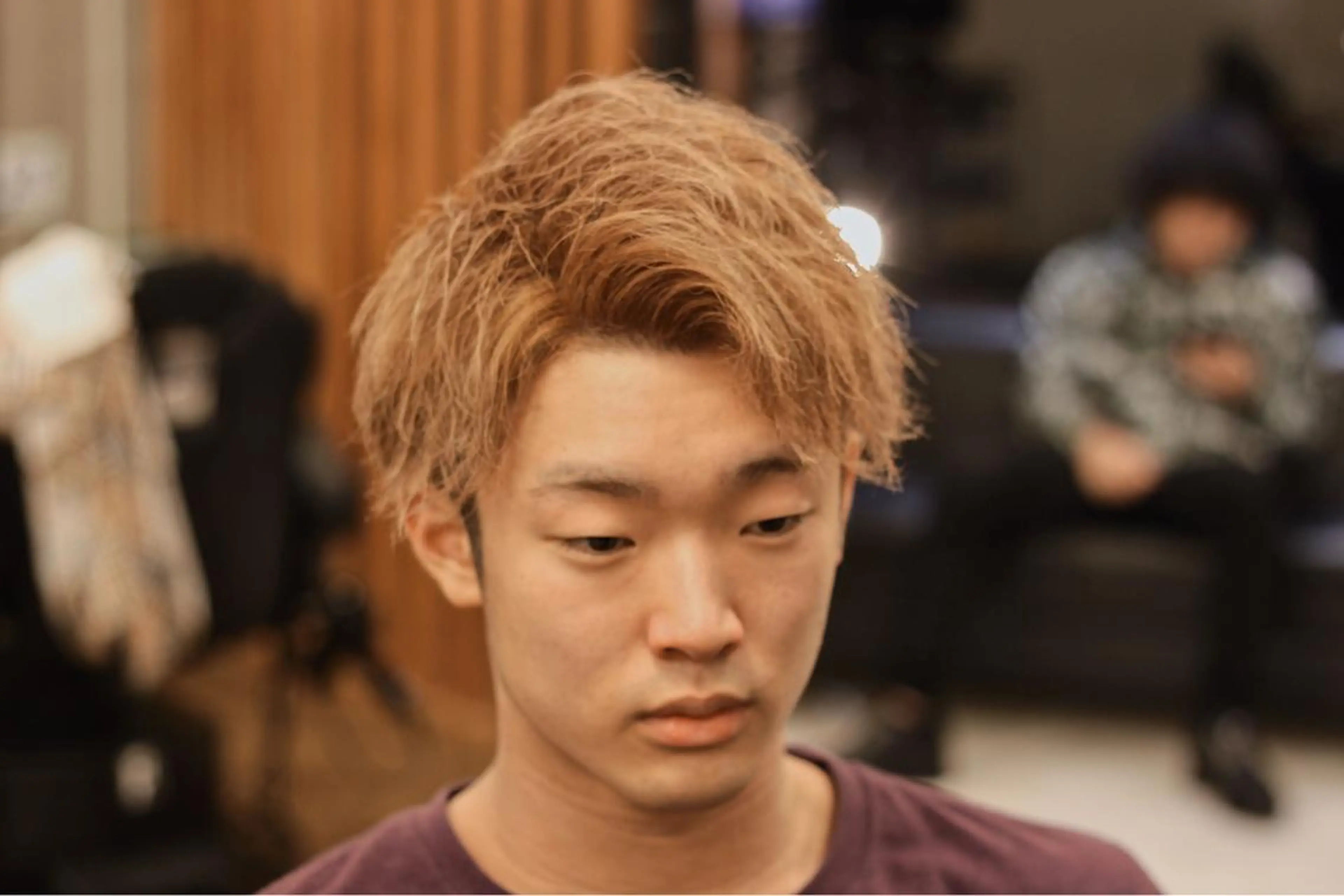 ミディアム カラー メンズ ベージュカラー ミルクティーベージュ 前田賢生 ご新規様はNGのヘアスタイル