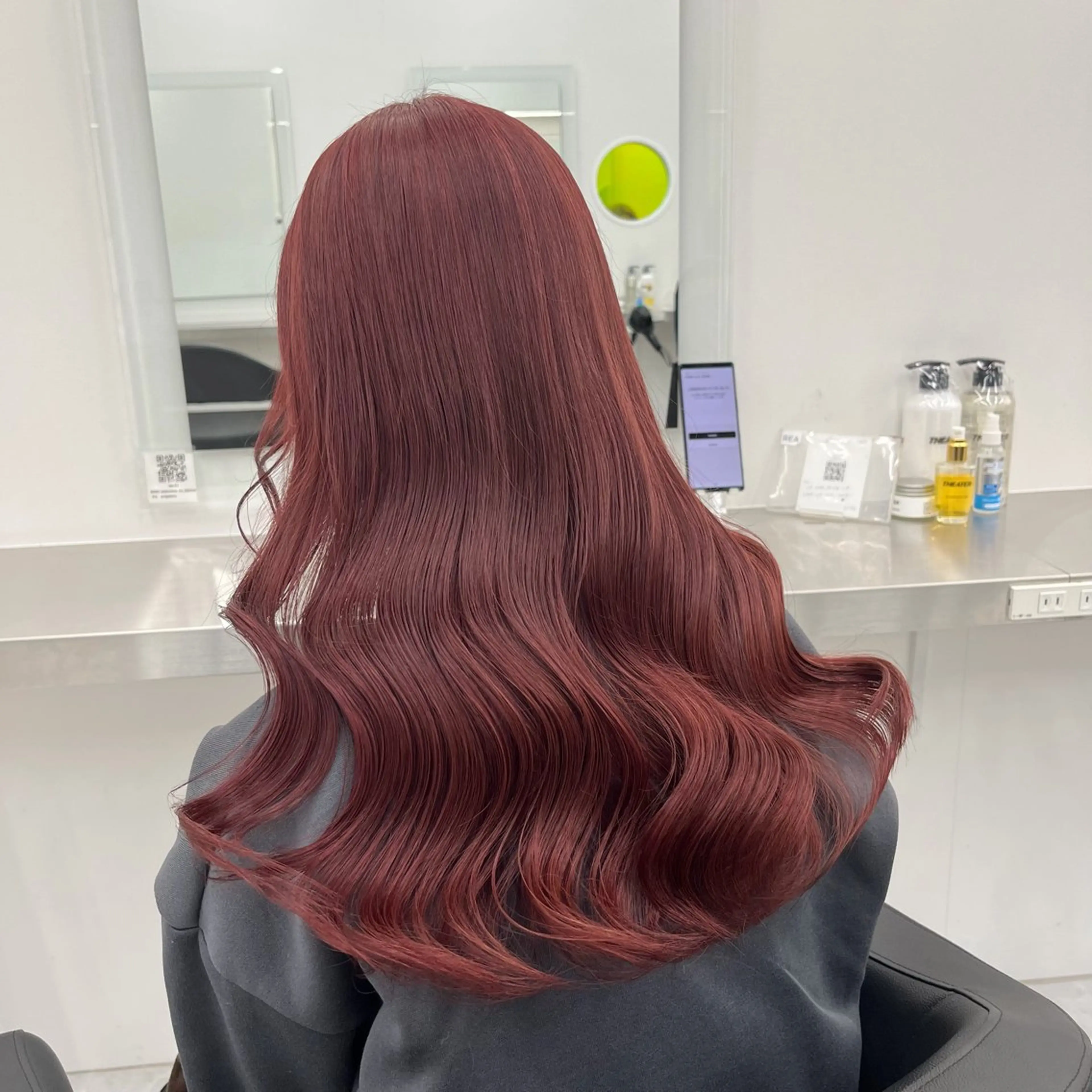 ロング カラー ヘアカラー トリートメント ヘアセット 透明感うる艶カラー 🤍MANAMIのヘアスタイル