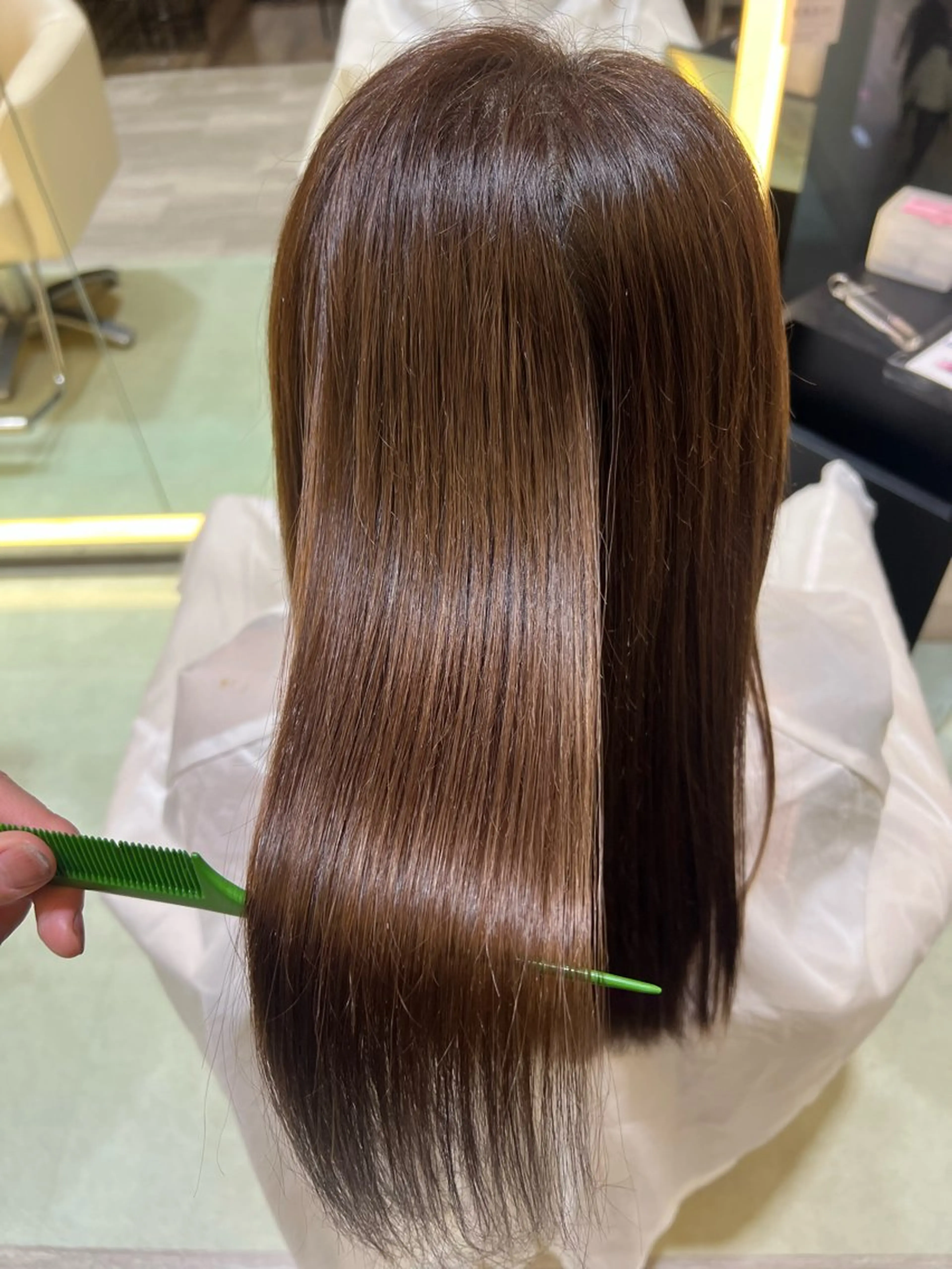 セミロング 近藤 羽南のヘアスタイル