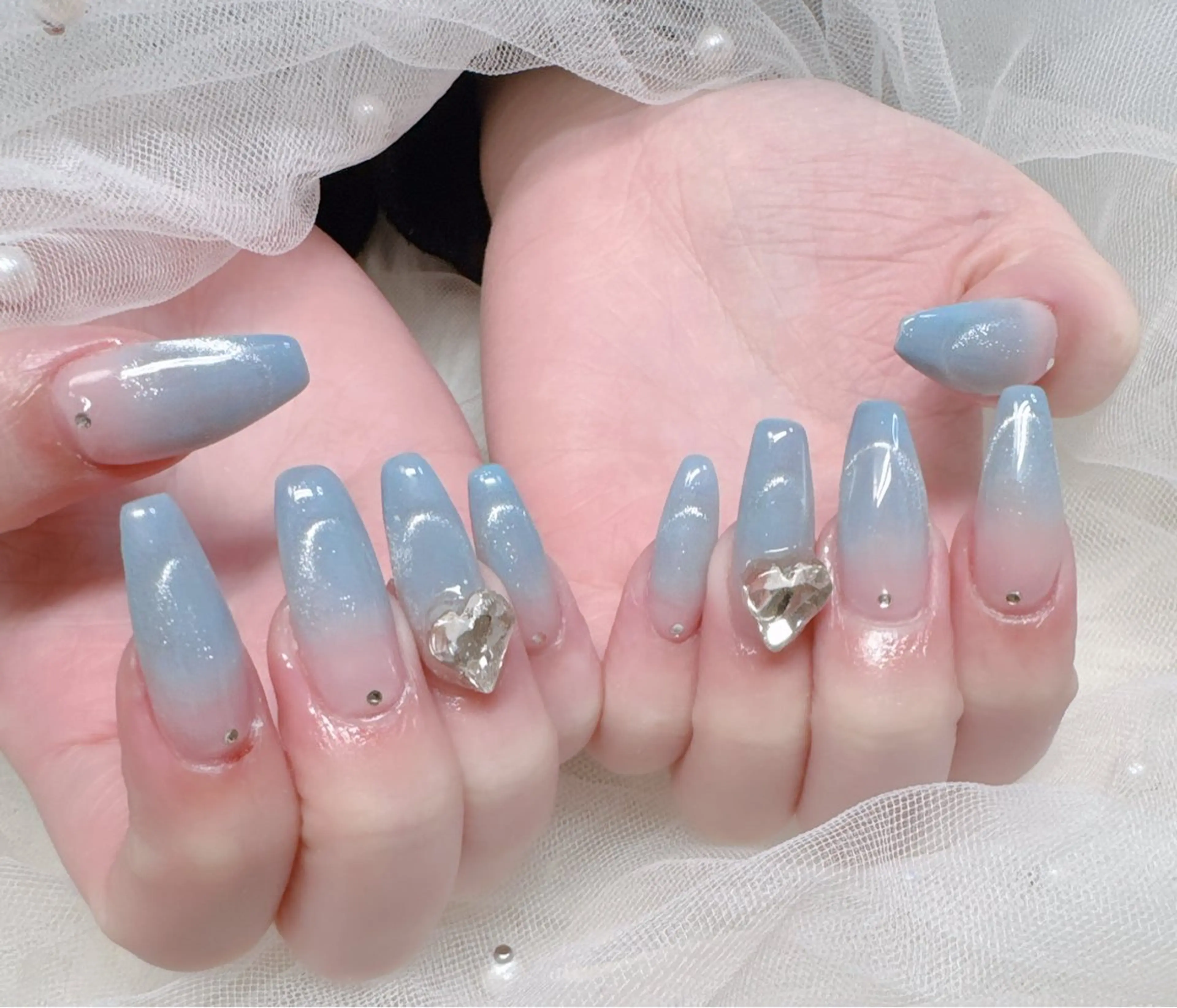 ネイル 高島 夏海のネイルデザイン