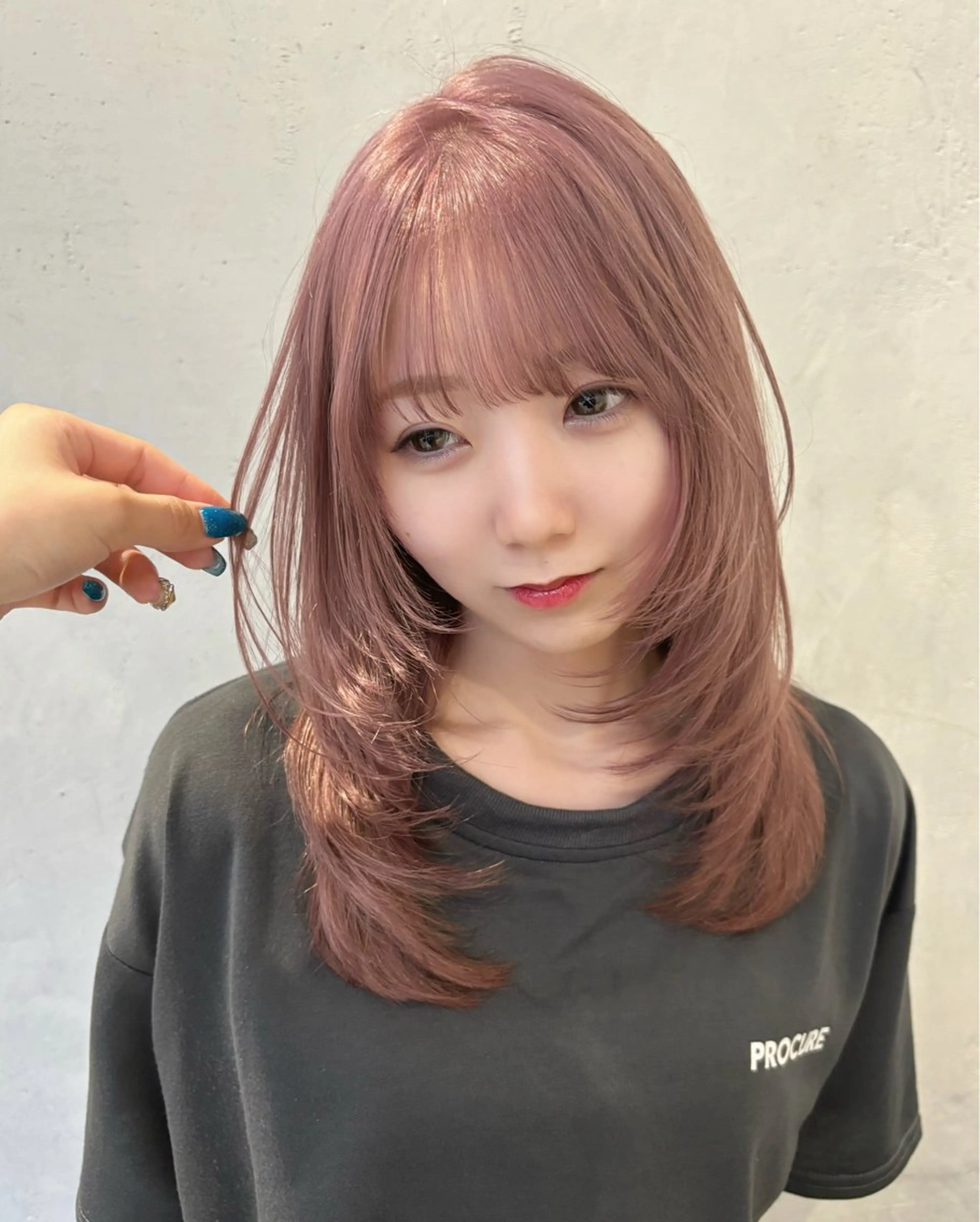 ミディアム 耳つぼ屋さん ‎🤍りりのヘアスタイル