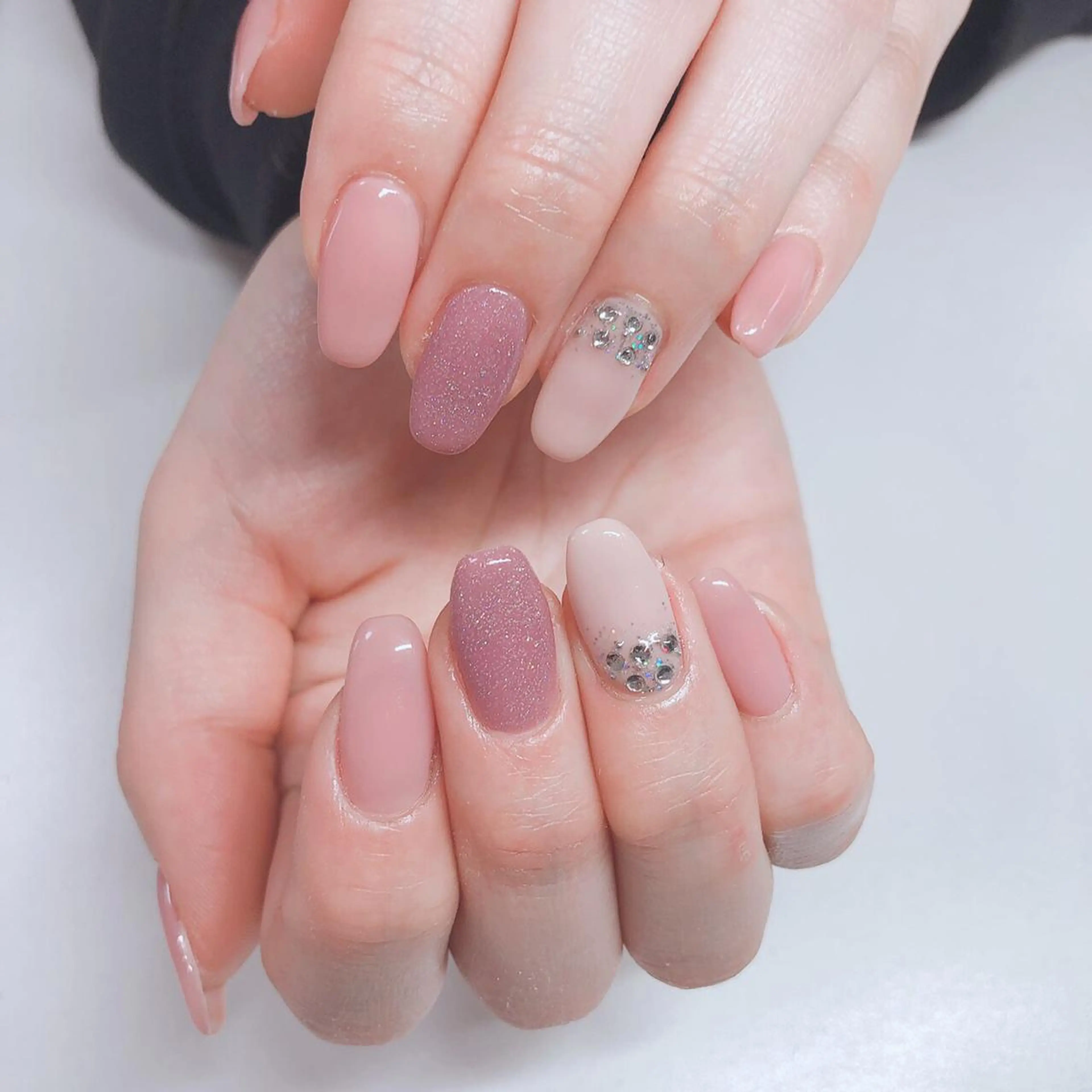 ネイル アートネイル 入学式 長さ出し フットネイル 卒業式 Lily Roseスタッフ一同のマツエク・マツパデザイン