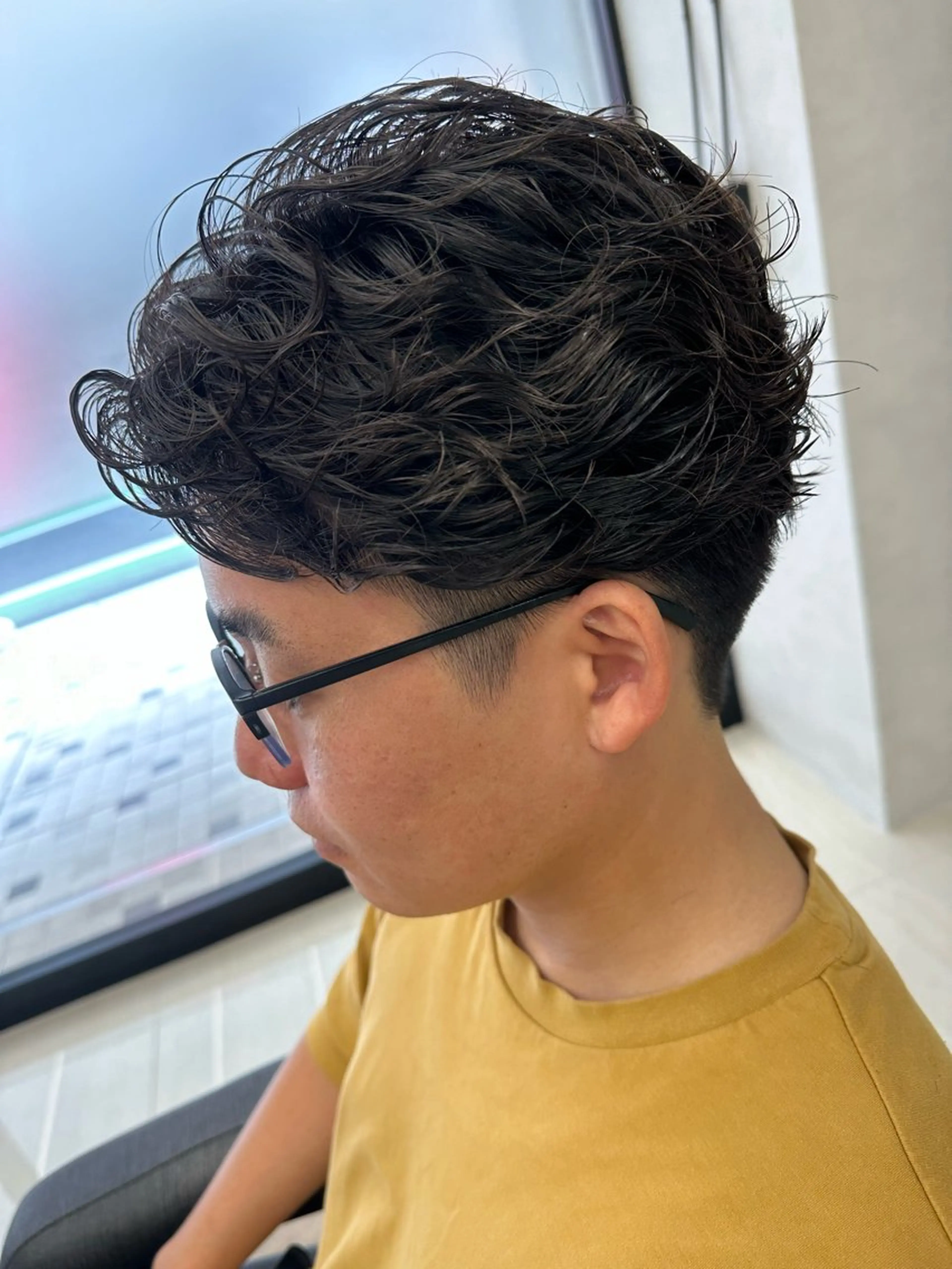 ショート パーマ メンズ メンズパーマ 波巻きパーマ 💈メンズ特化 美容師サキ💈のヘアスタイル