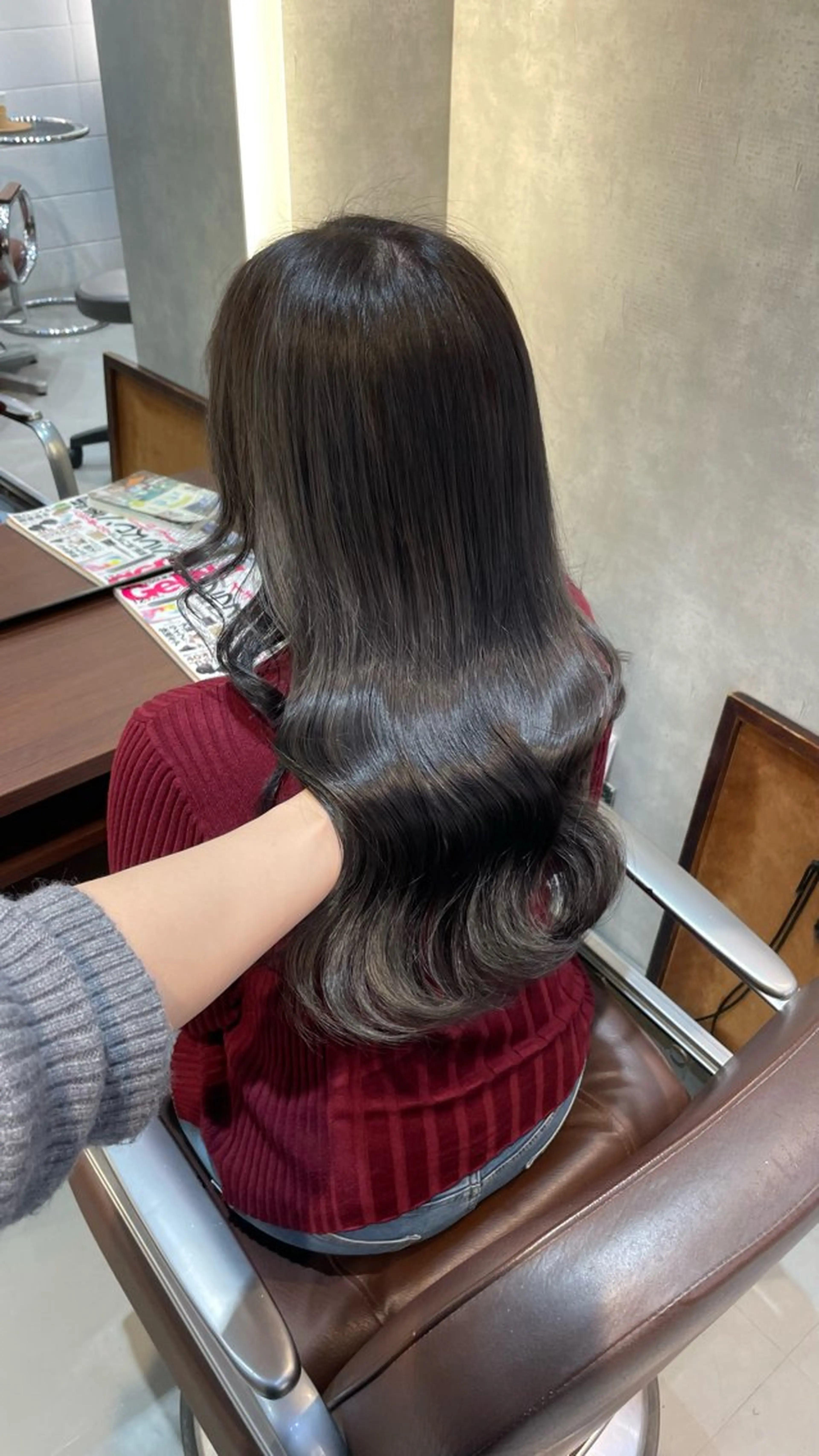 ロング chic 渡辺 桃羽のヘアスタイル