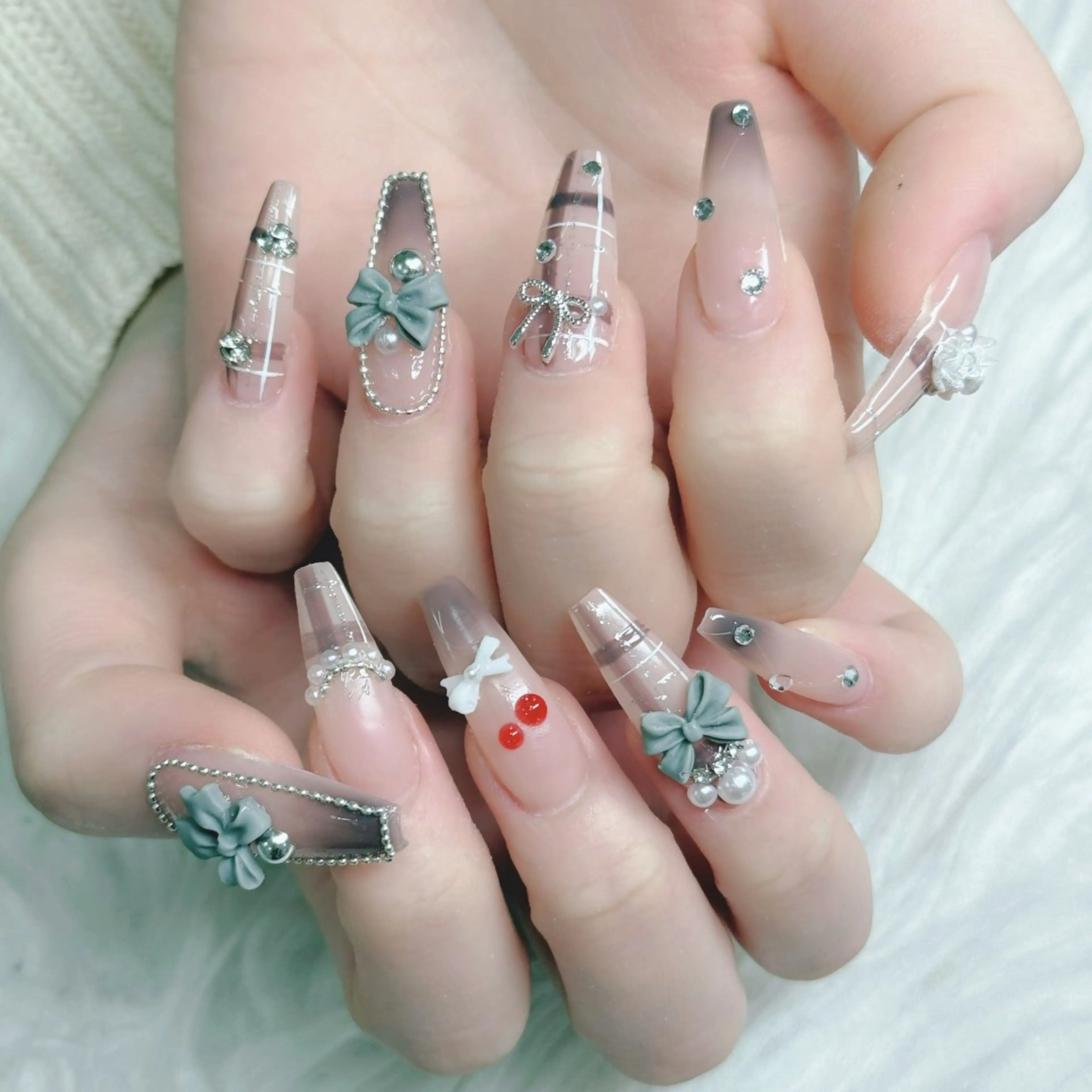 ネイル フットネイル フレンチネイル グラデーション 韓国ネイル ロングネイル ハンドネイル Hani Nail Salonのネイルデザイン