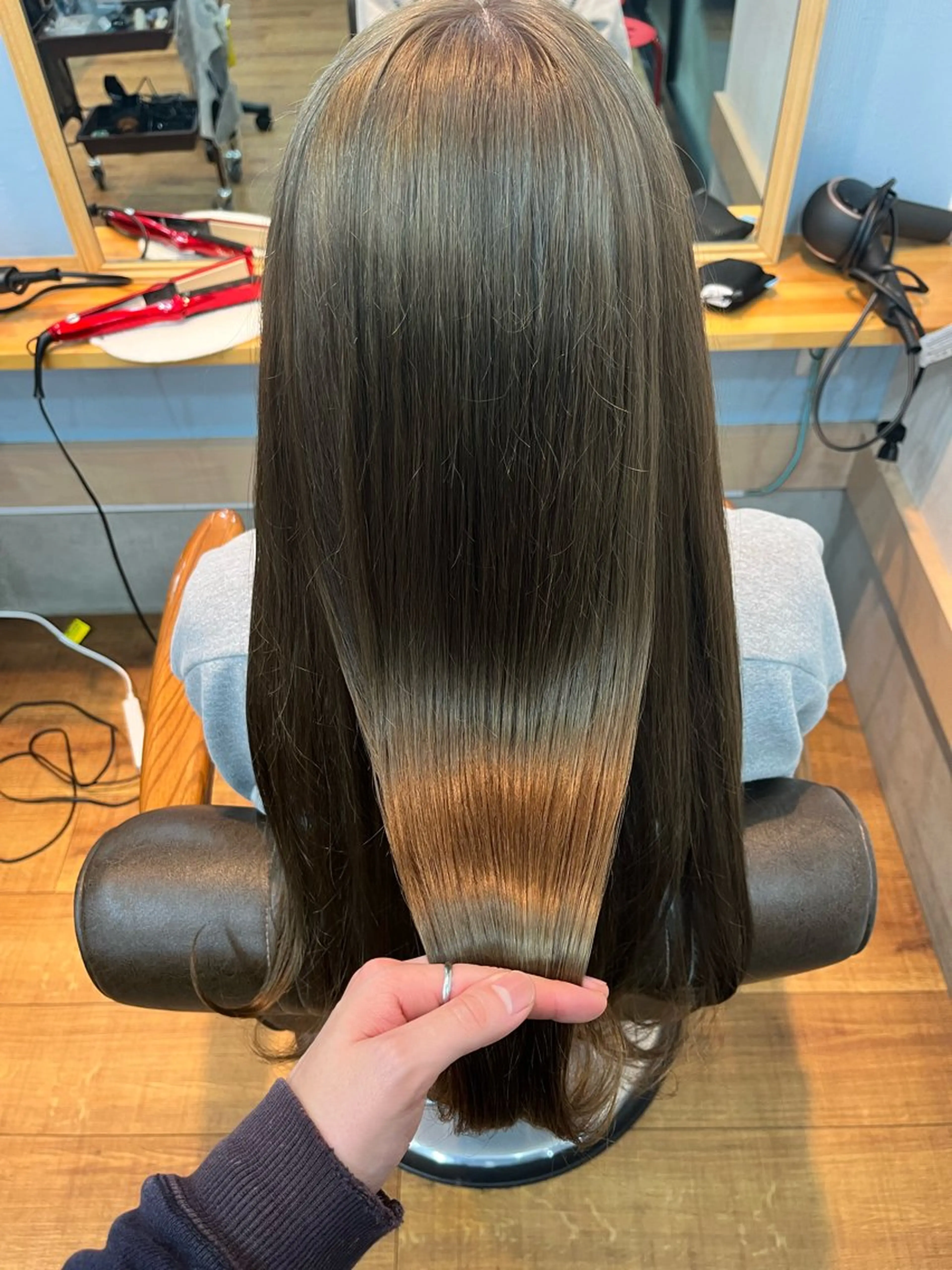 ロング カラー ダブルカラー インナーカラー 髪質改善 ヘアカラー トリートメント ヘッドスパ 🫧ハイトーン/ ブリーチ🫧白石航汰のヘアスタイル