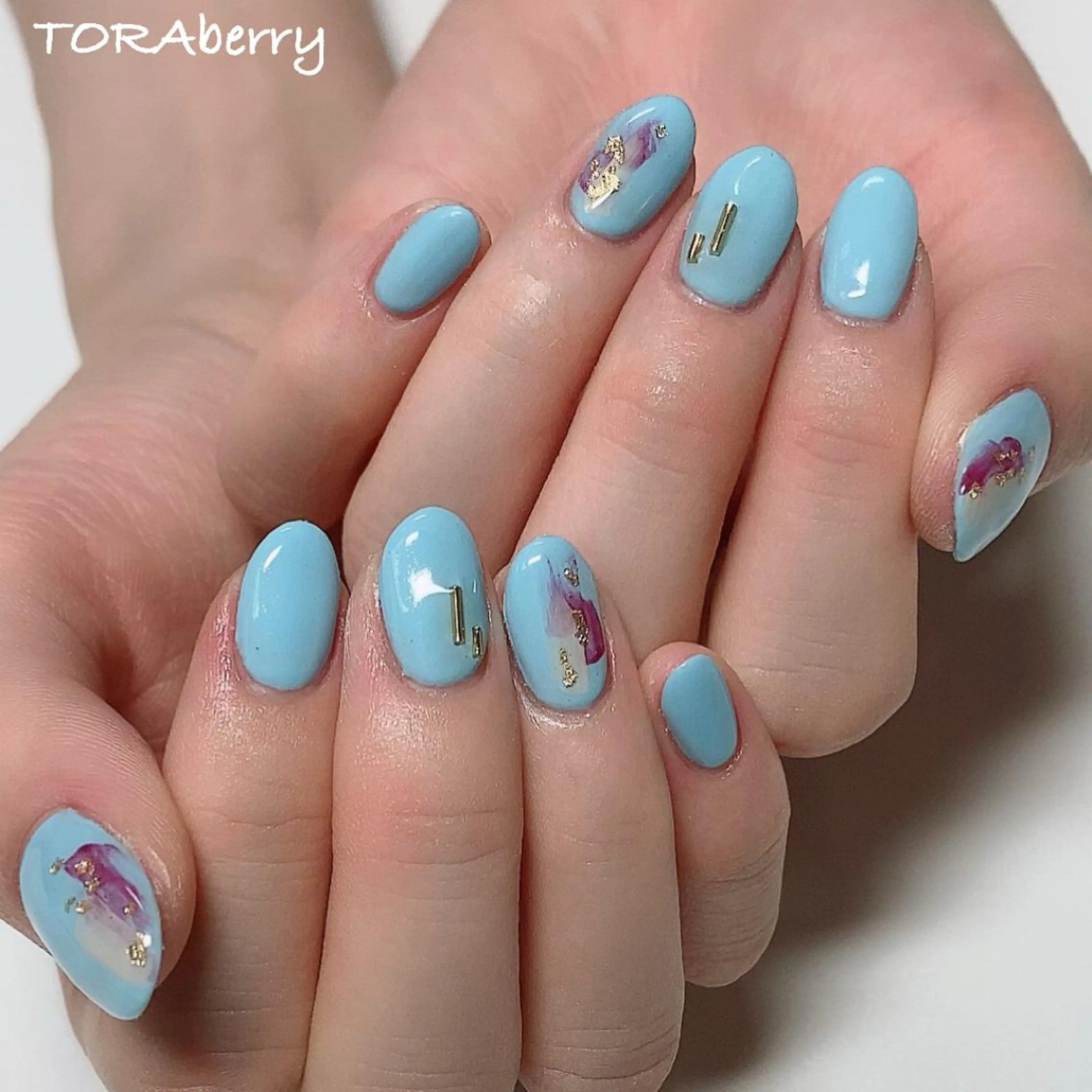 ネイル 水色 ハンドネイル ネイリスト なつみのネイルデザイン