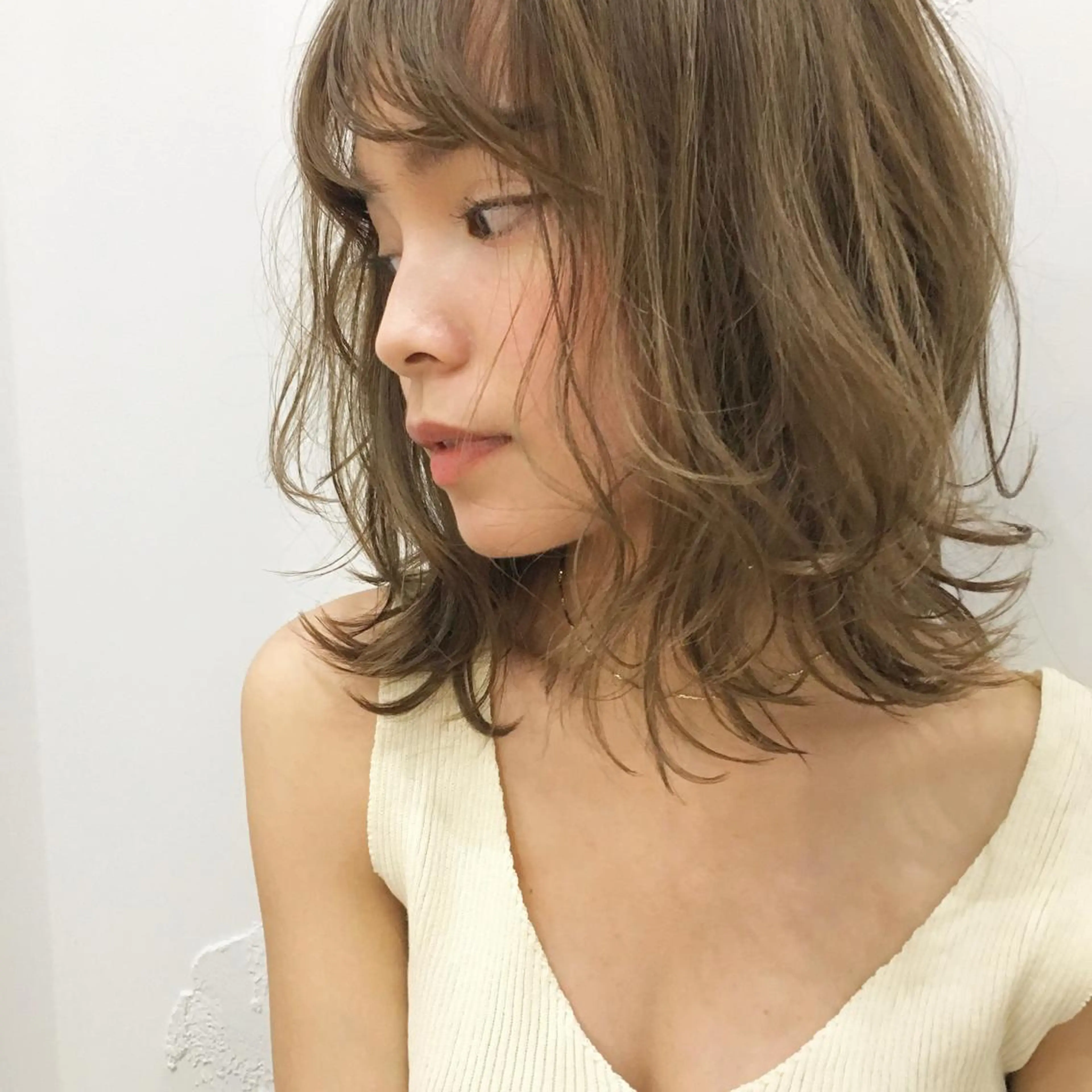 ミディアム 鎌倉 彩のヘアスタイル