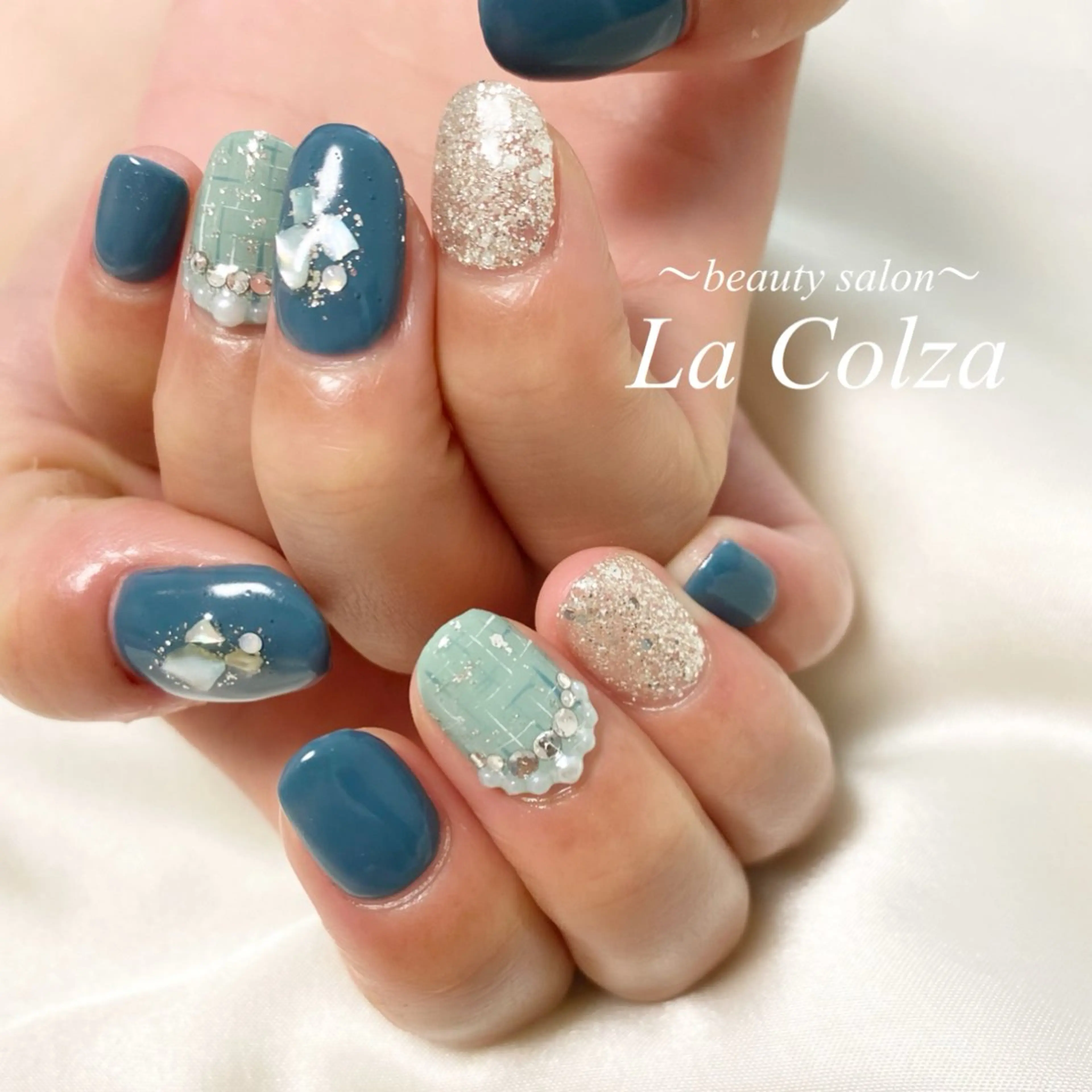 ネイル La Colzaのネイルデザイン