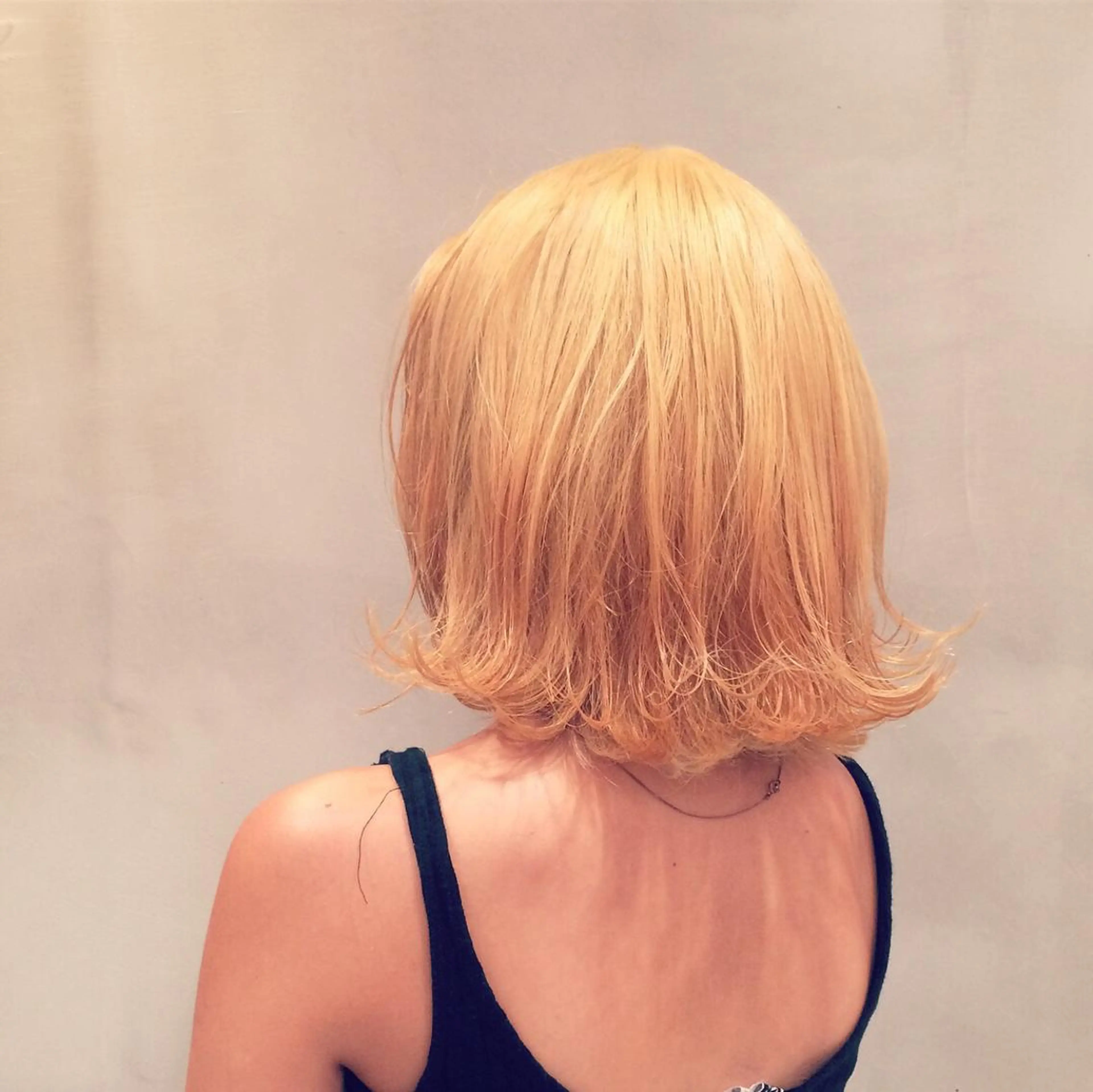 ミディアム カラー ハイトーンカラー 加藤 泰輔のヘアスタイル