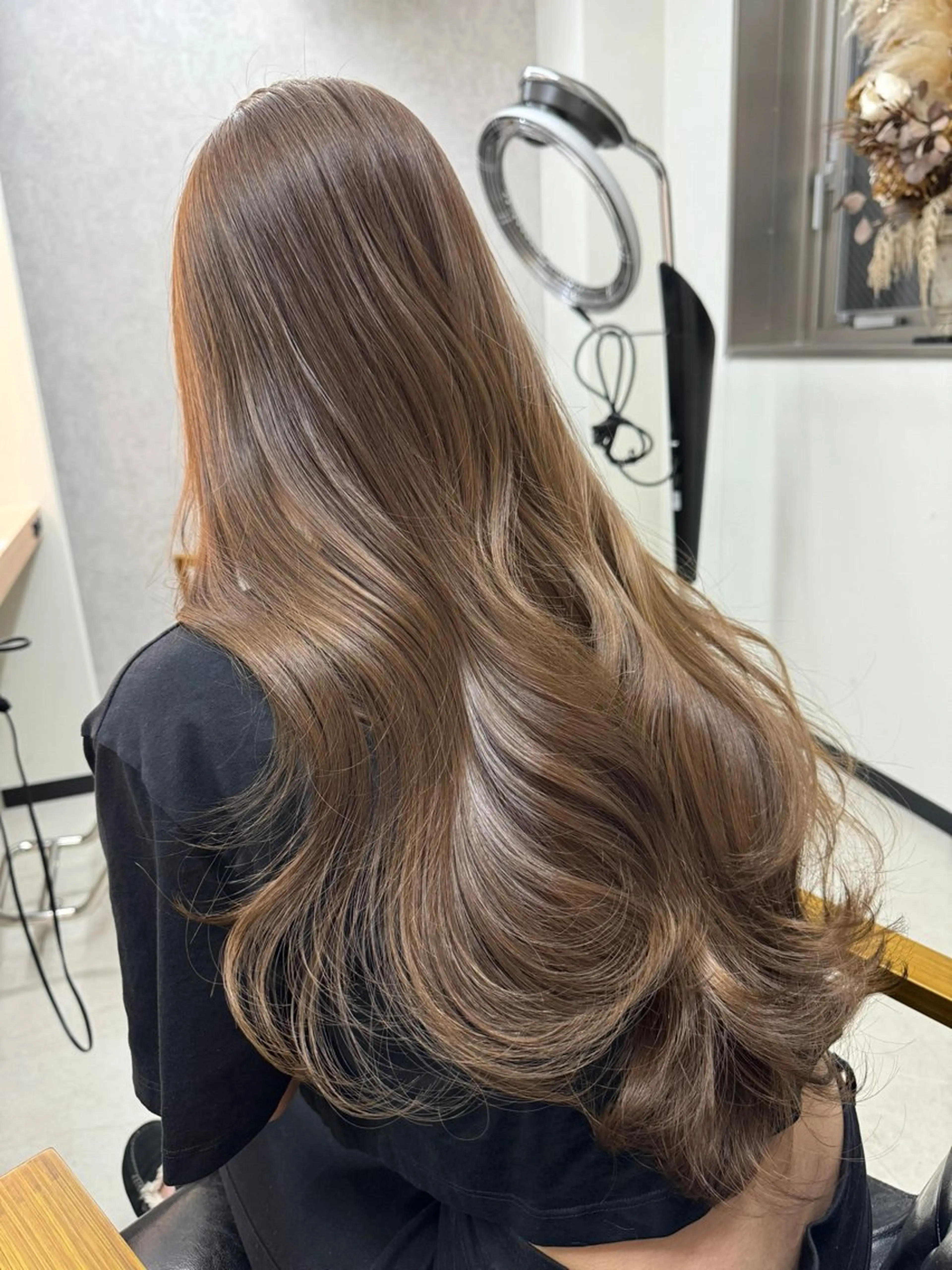 ベージュ/ブラウン系特化🌟ブリーチなしダブルカラー+超音波トリートメント+カットの写真