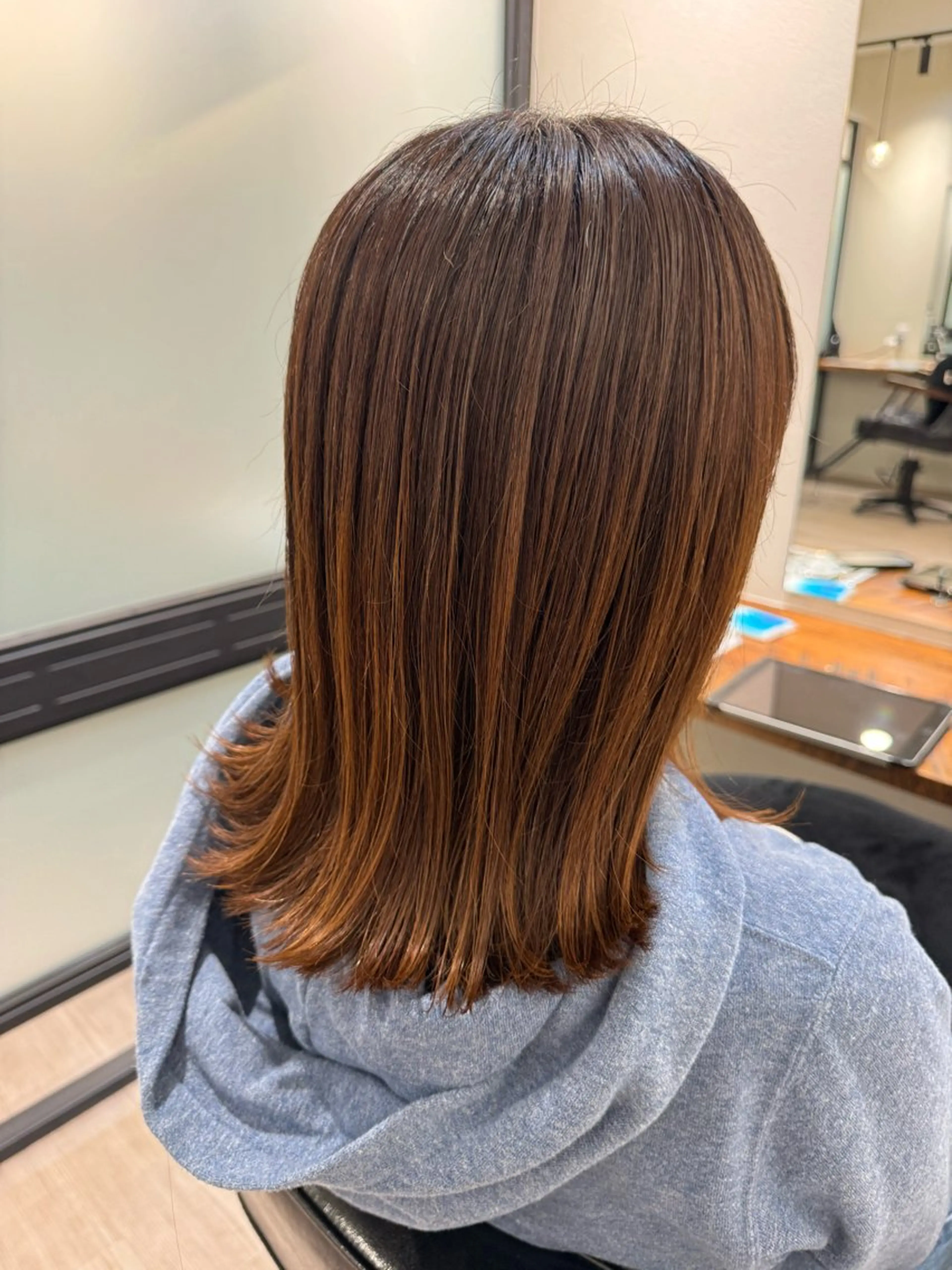 ミディアム 大船🫧ハイライト ボブ🫧持田樹のヘアスタイル