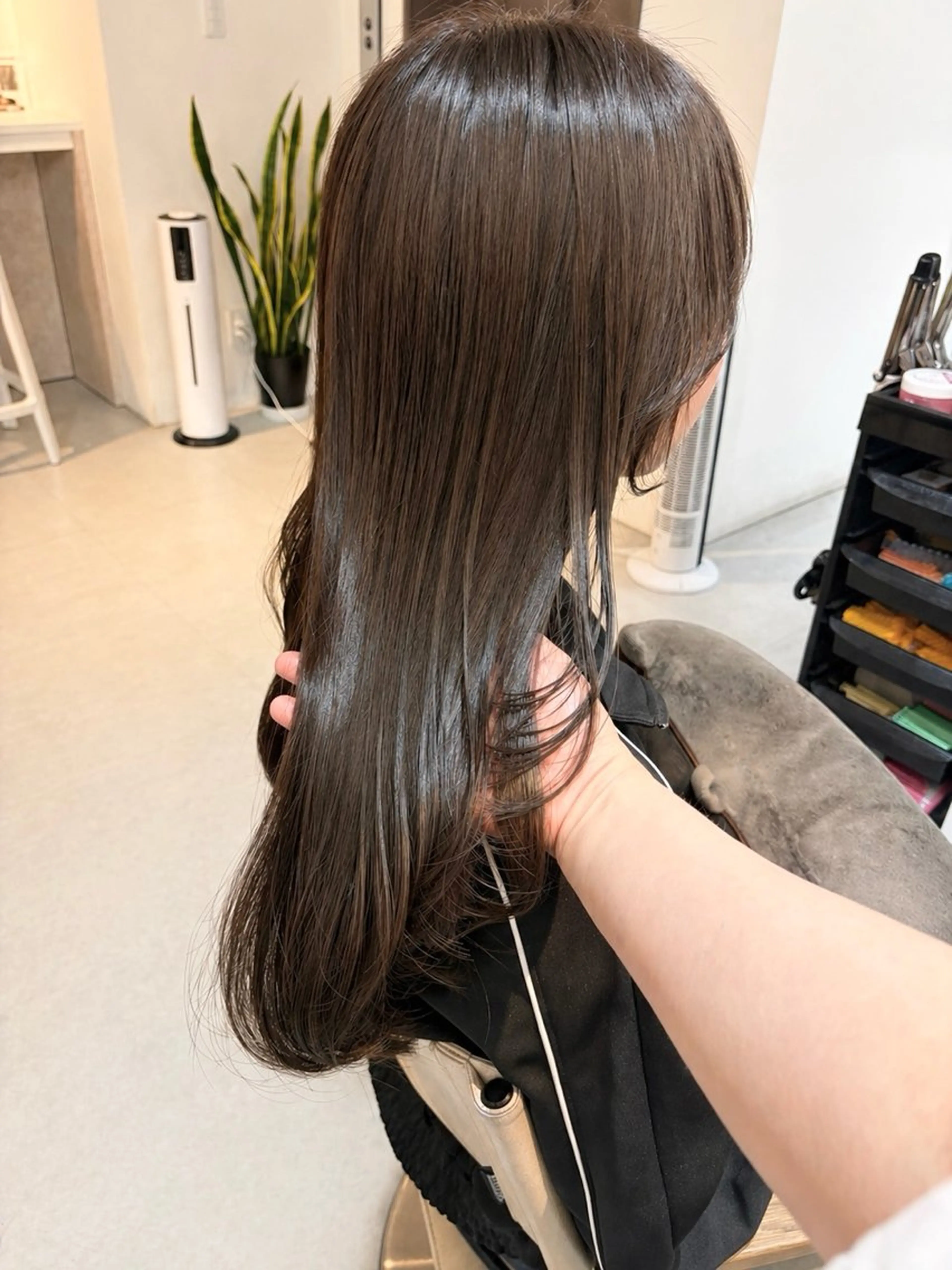 ロング カット ヘアカラー トリートメント ✨色持ちの良い艶 カラー✨蟹江真世のヘアスタイル